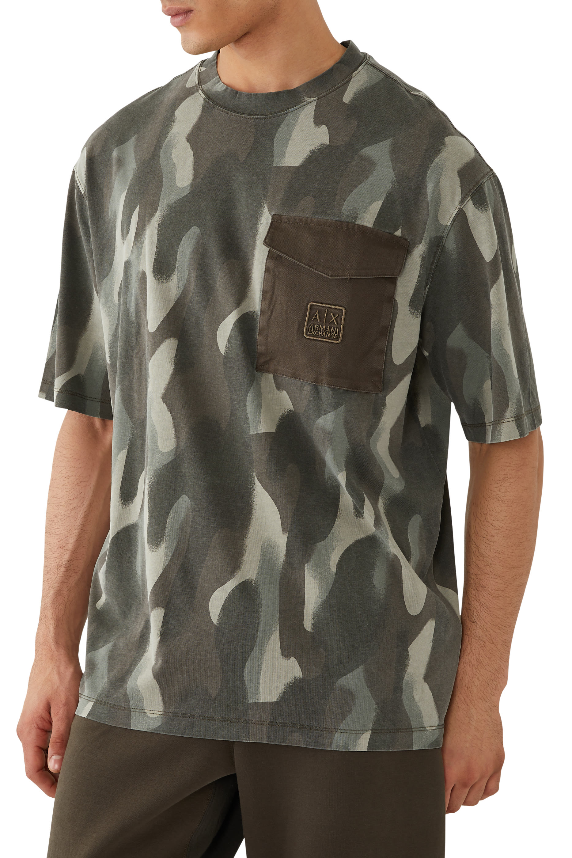 تيشيرت إيربن إكسبيديشن بياقة ضيقة قطن