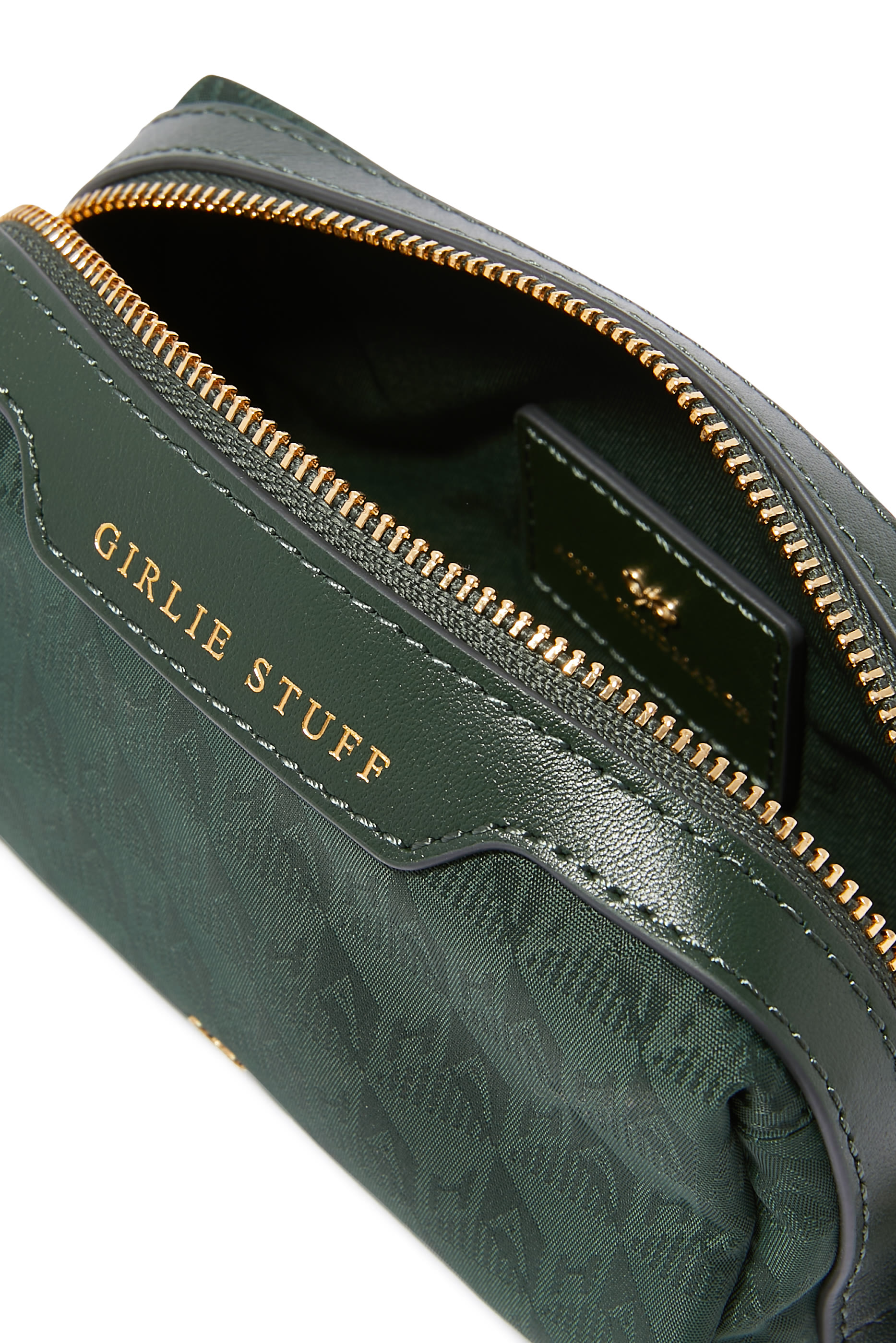 حقيبة صغيرة جيرلي ستاف بشعار الماركة