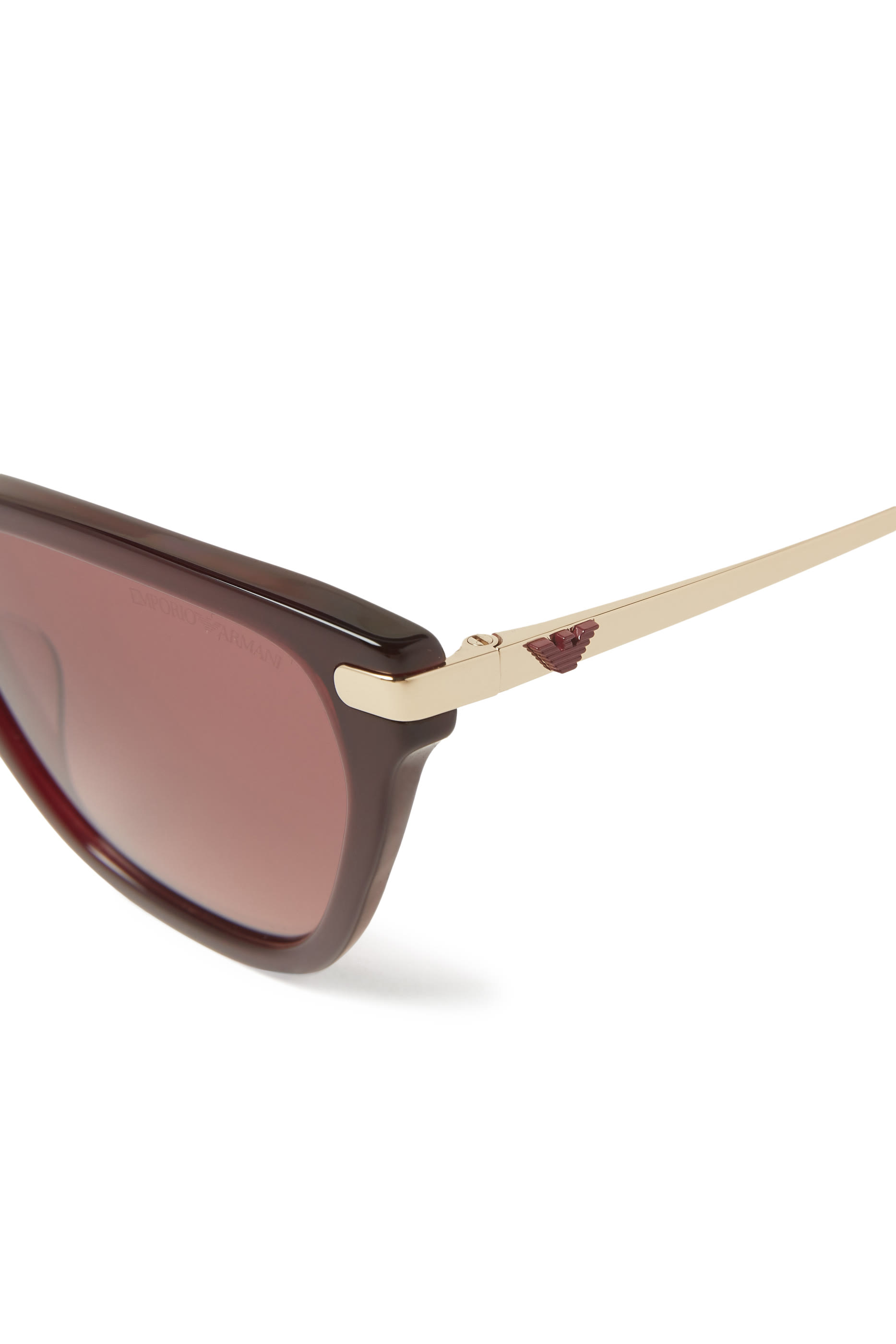 نظارة شمسية بتصميم عين القطة بشعار الماركة