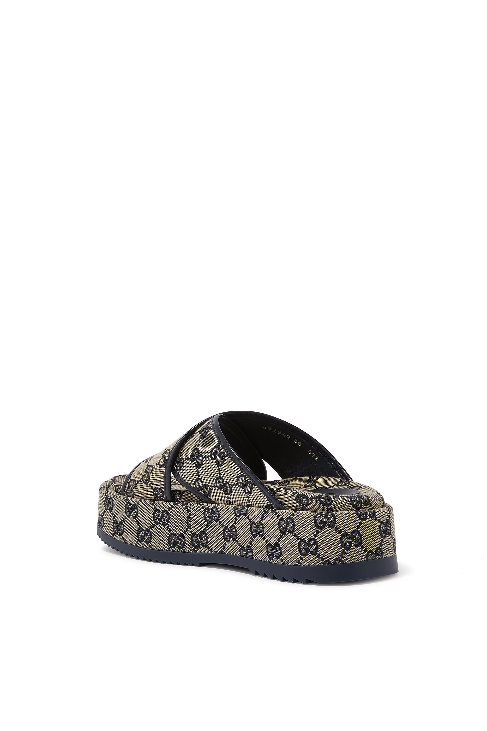 صندل بنعل سميك مزين بشعار GG