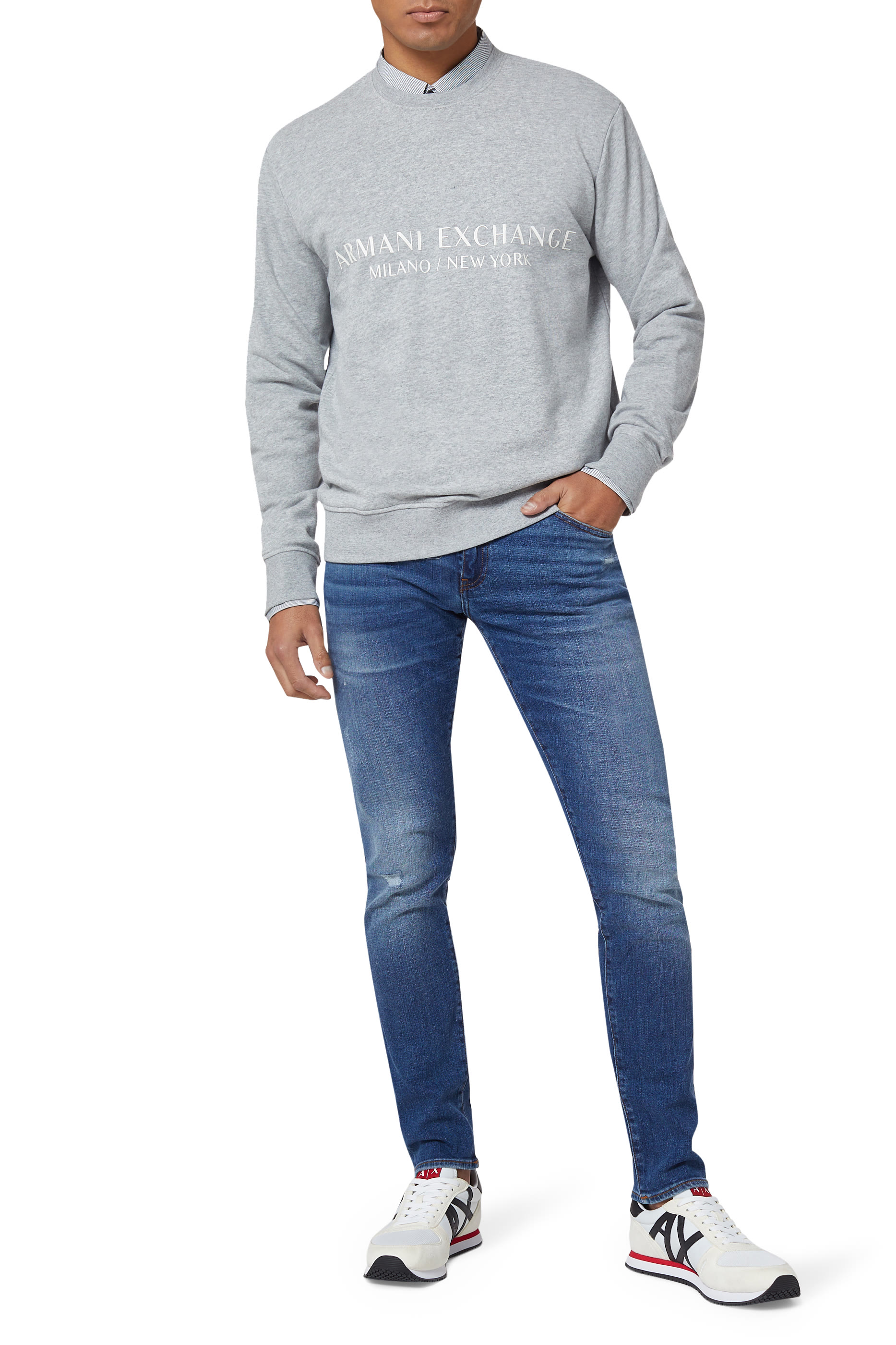 سويت شيرت قطن مزين بشعار الماركة