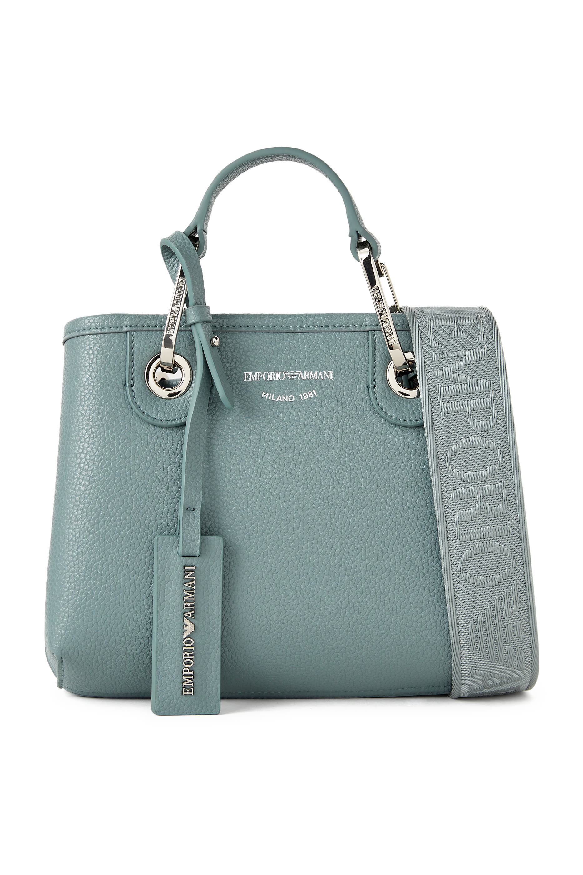 حقيبة يد مزينة بشعار الماركة