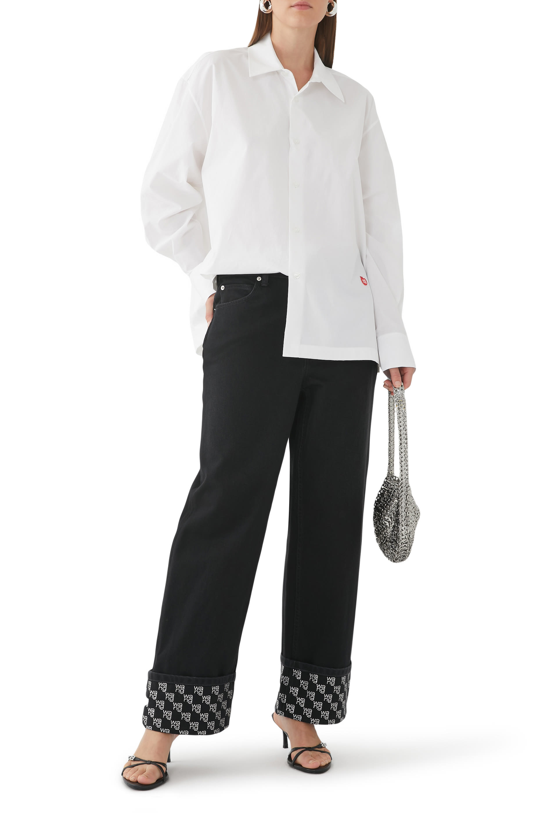 قميص بويفرند بأزرار