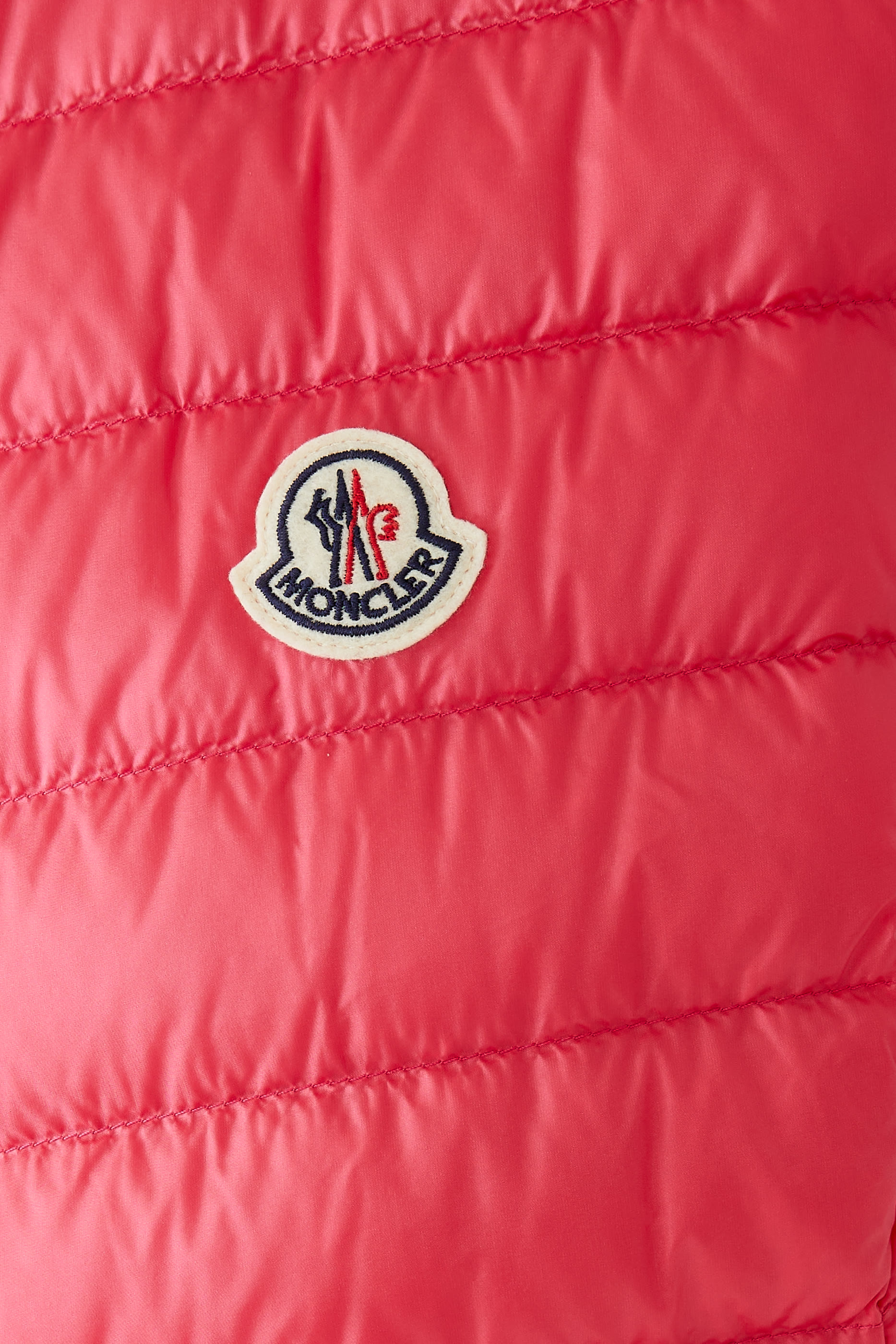 فيست إيغينس