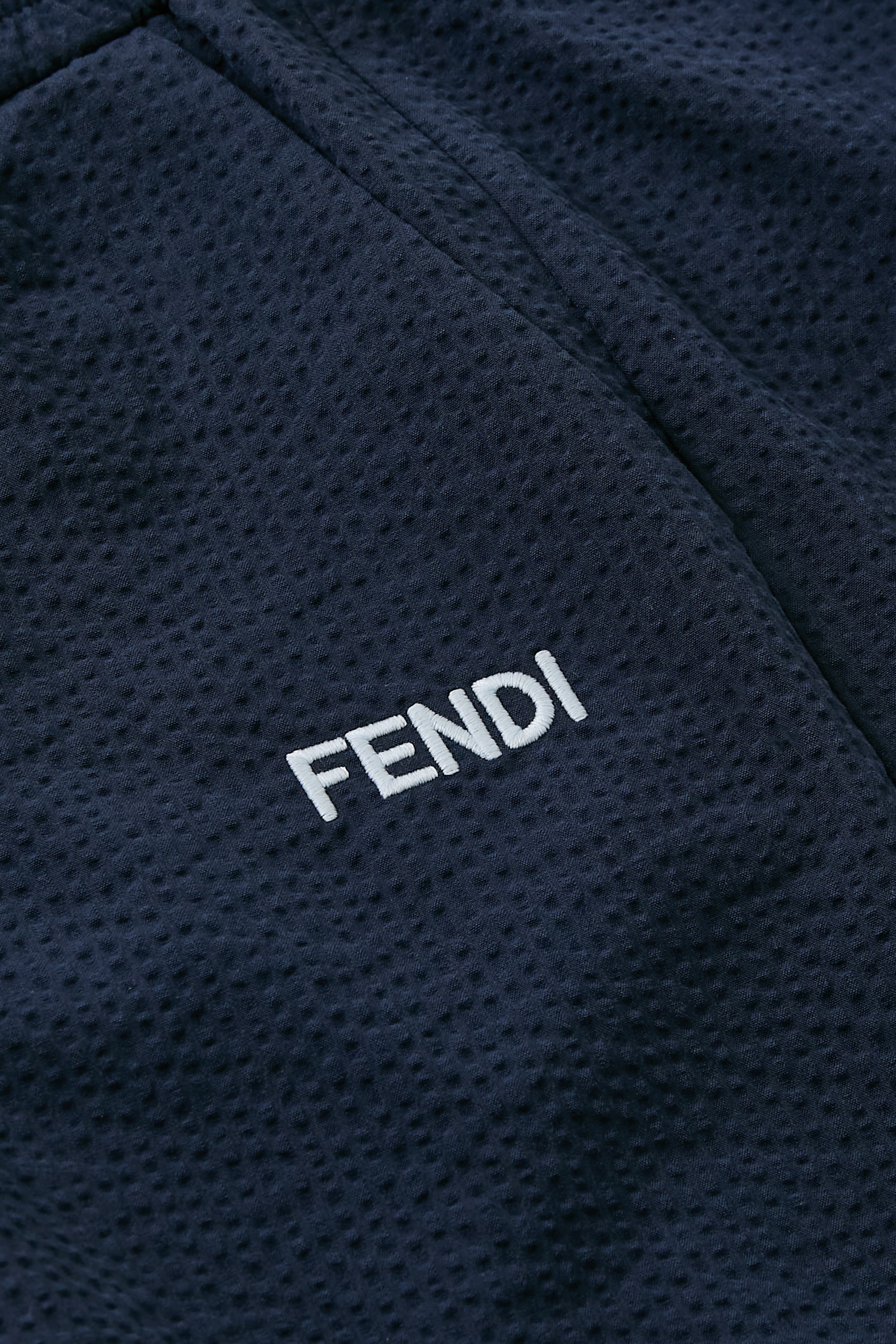 شورت برمودا بشعار الماركة للأطفال