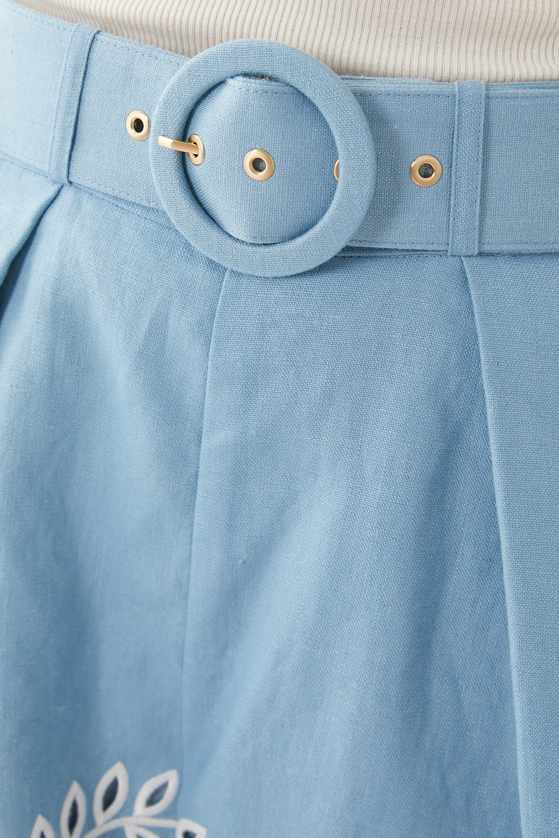 شورت جوني بتطريزات