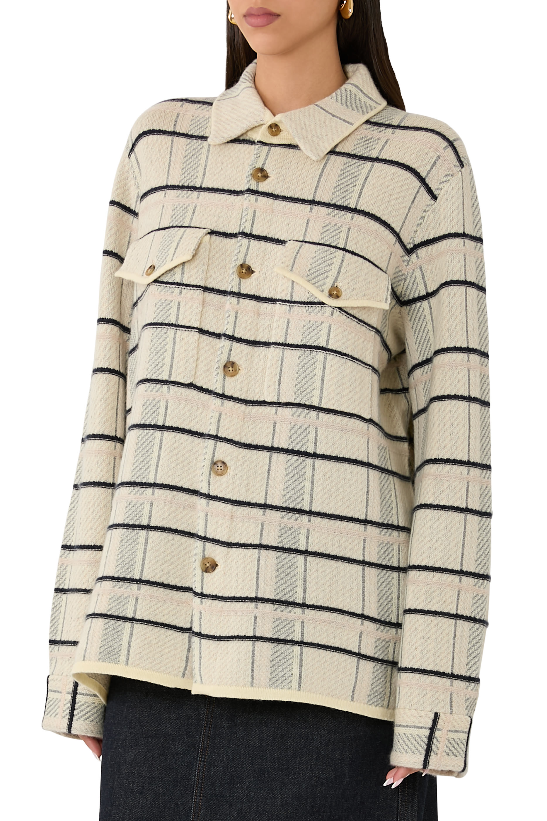 قميص بنمط جاكيت بقصة فضفاضة ونقشة مربعات كشمير