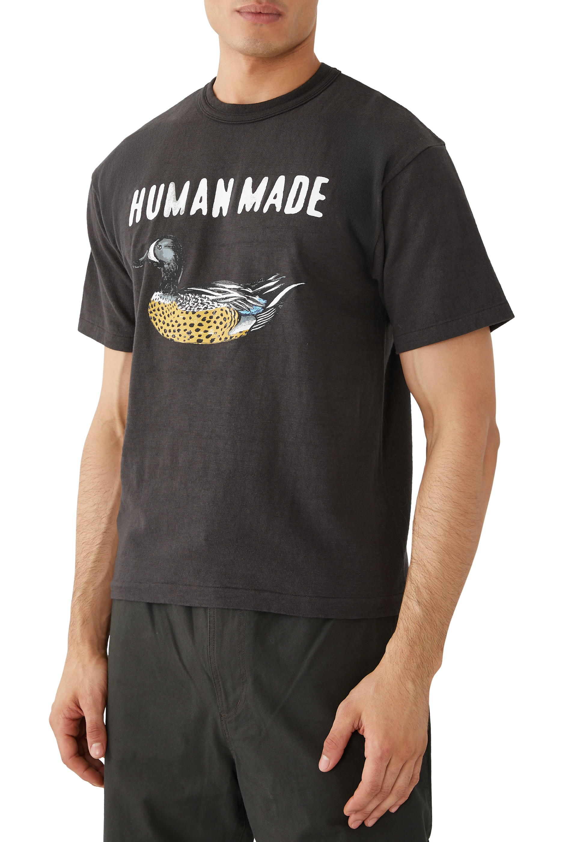 تيشيرت بطبعة غرافيك