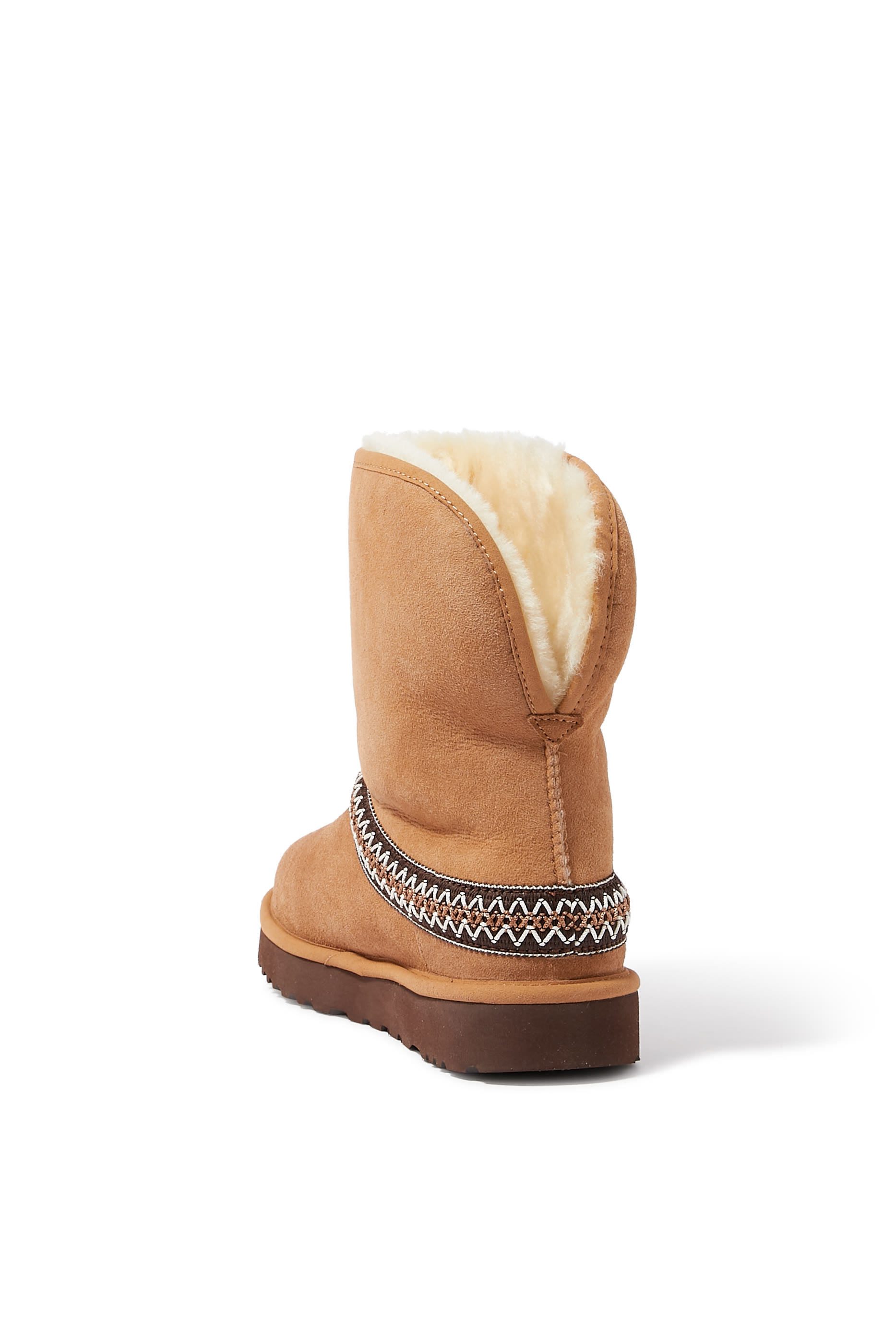 حذاء بوت كلاسيكي قصير بتفاصيل هلال