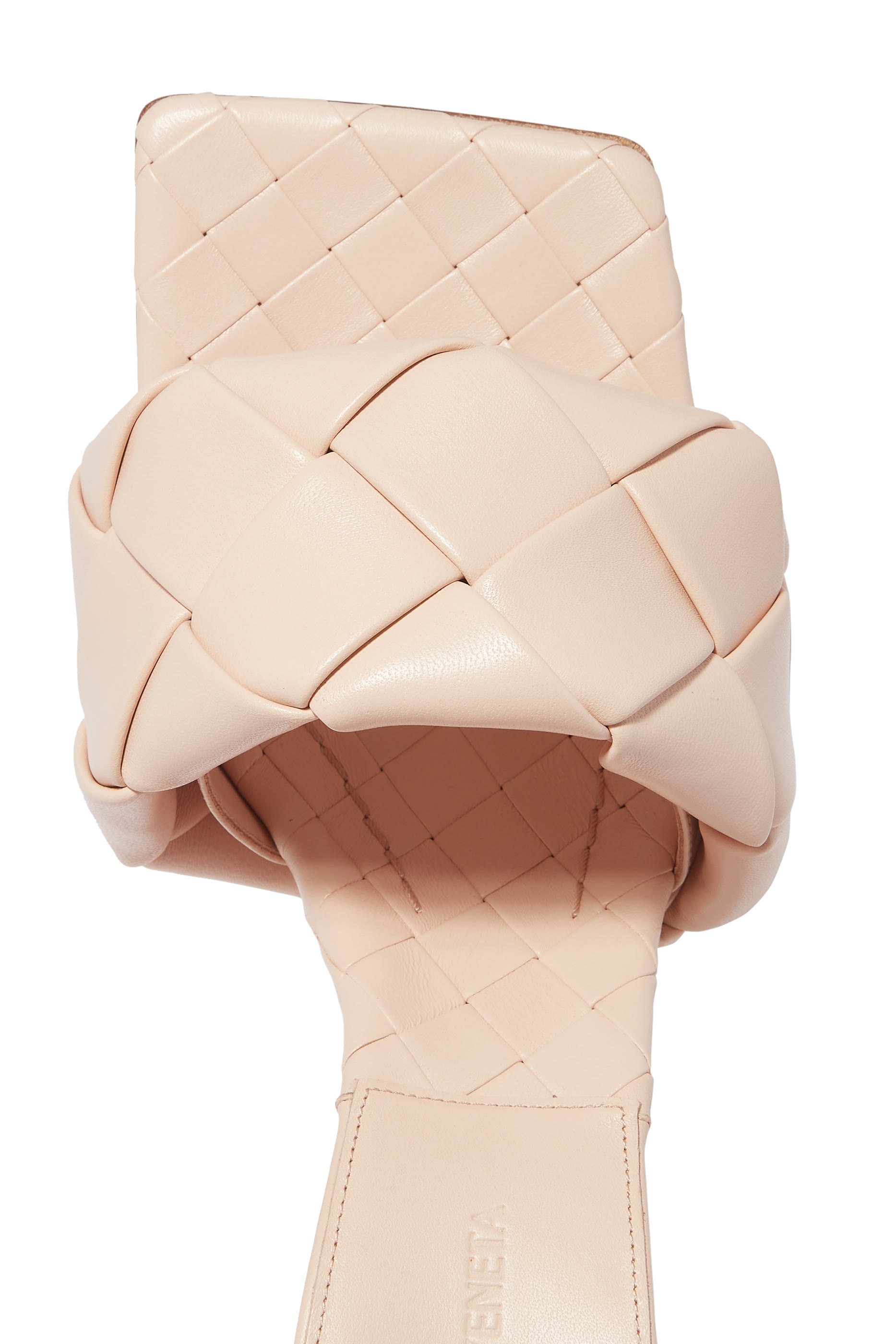 حذاء ليدو مفتوح من الخلف جلد