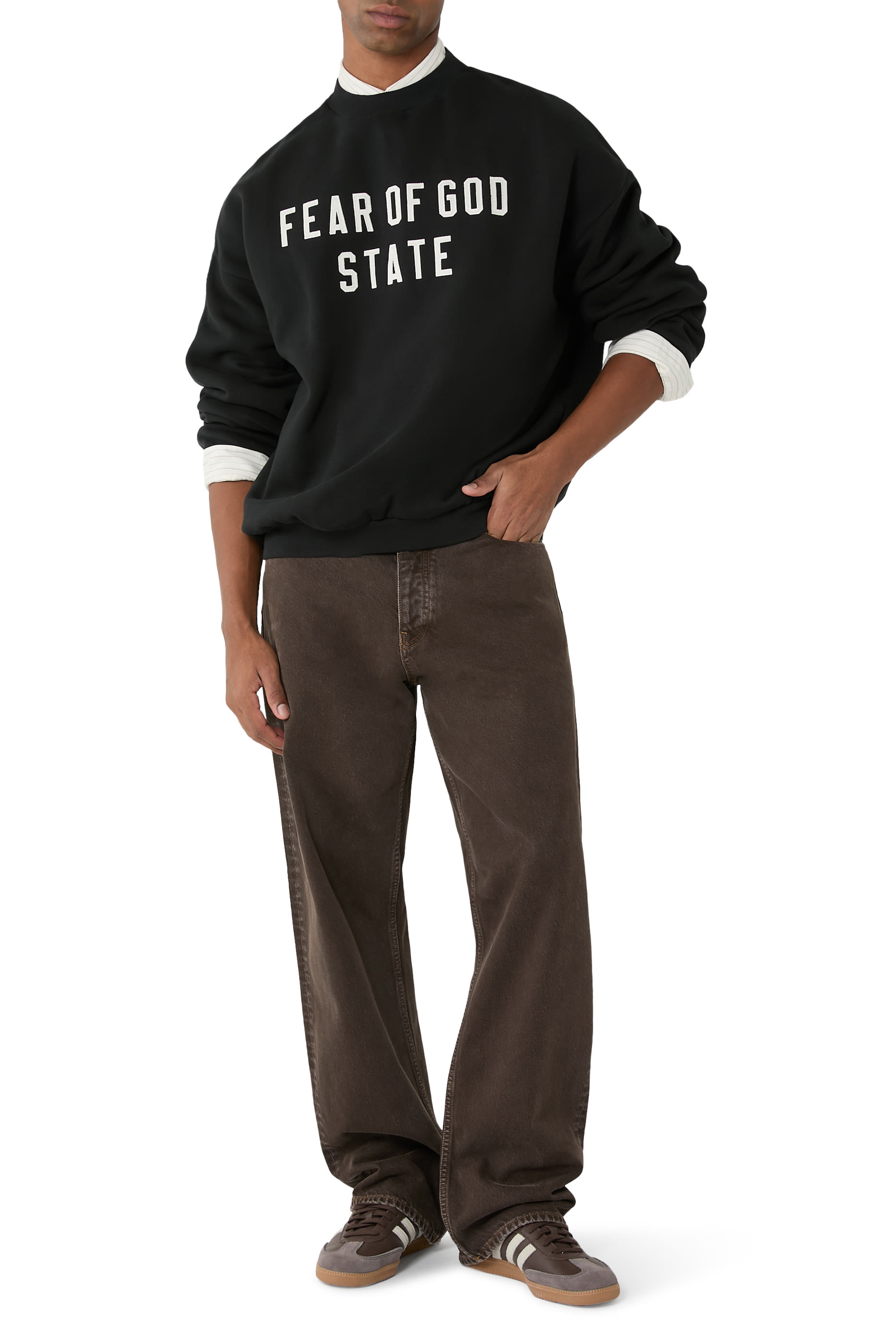 سويت شيرت بياقة ضيقة صوف