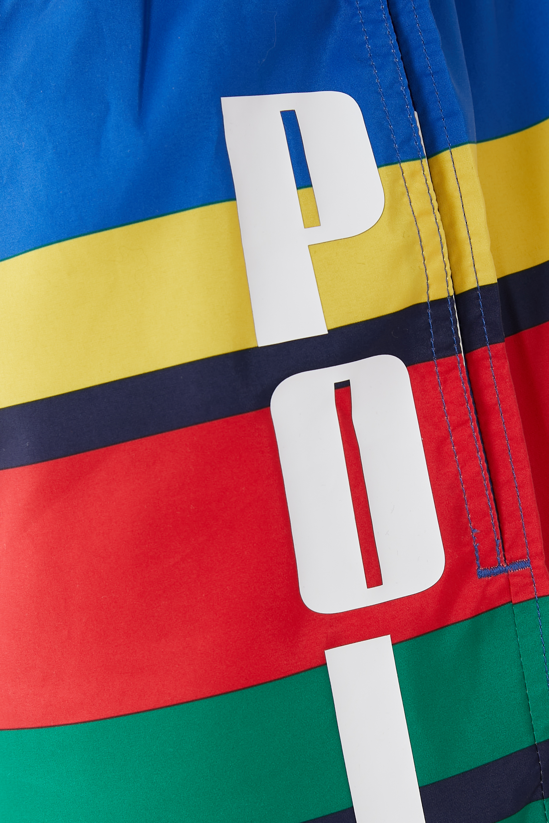 شورت سباحة ترافلر مخطط