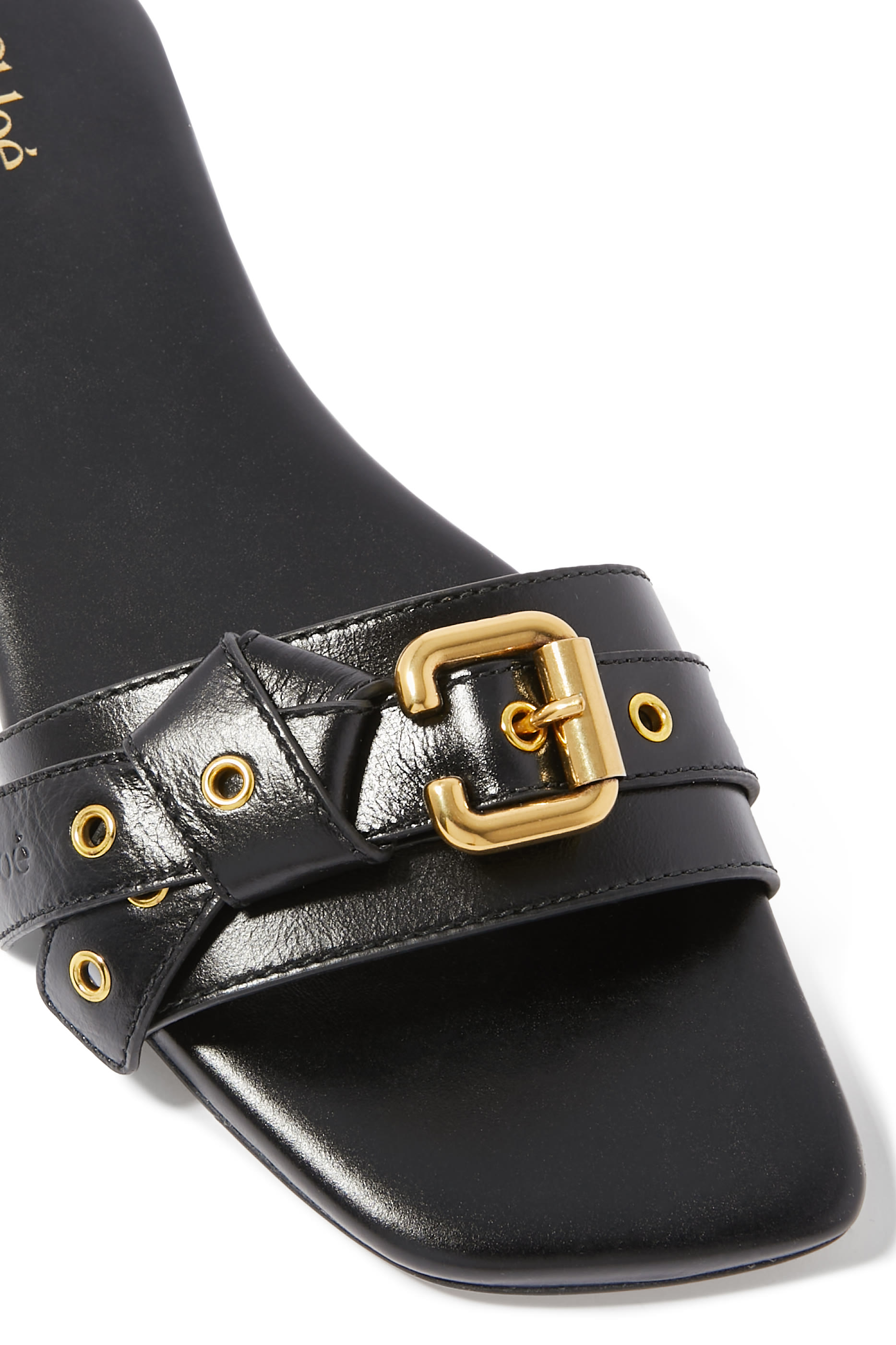 حذاء مفتوح ماي 10