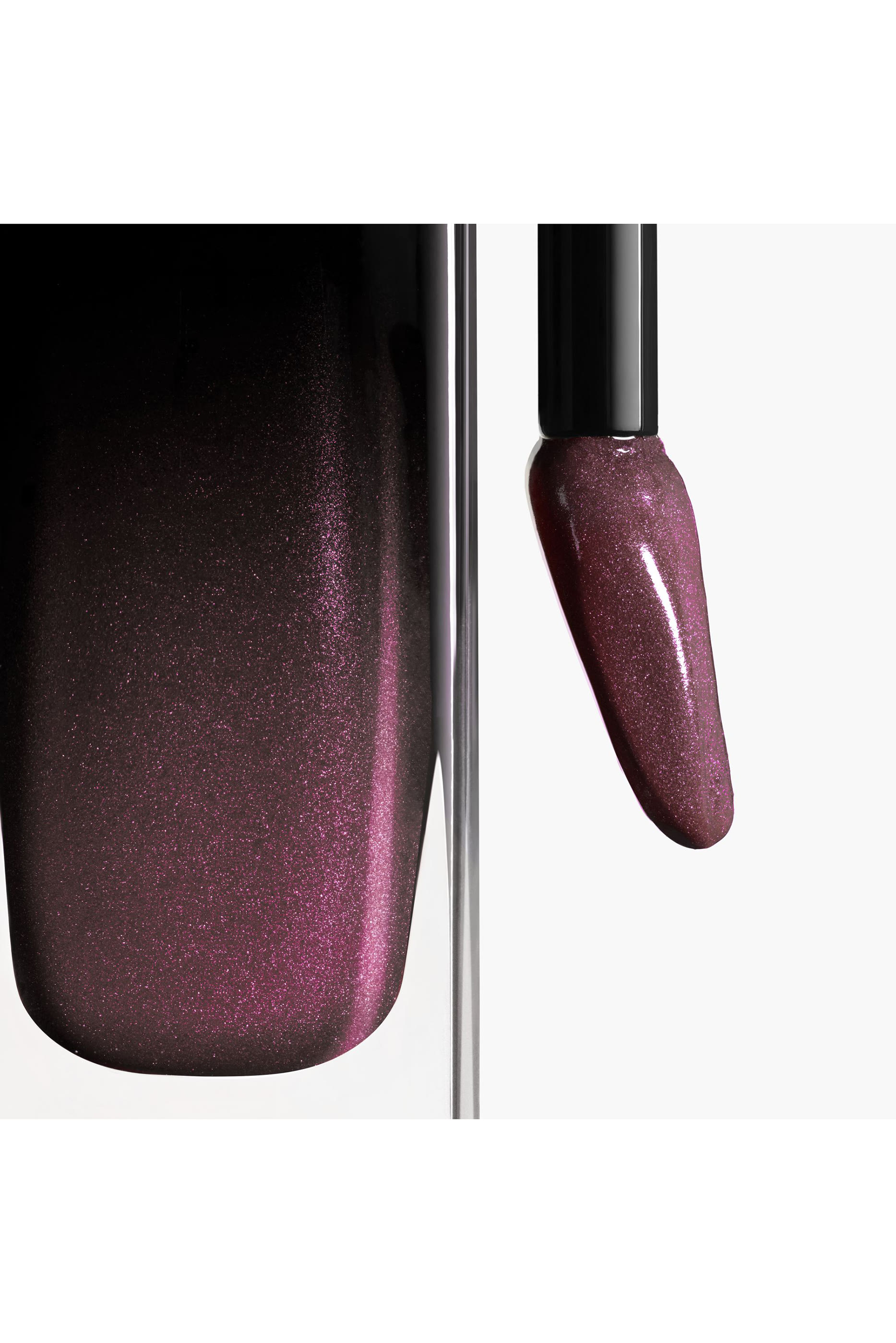 أحمر شفاه Rouge Allure Laque سائل لامع فائق الثبات