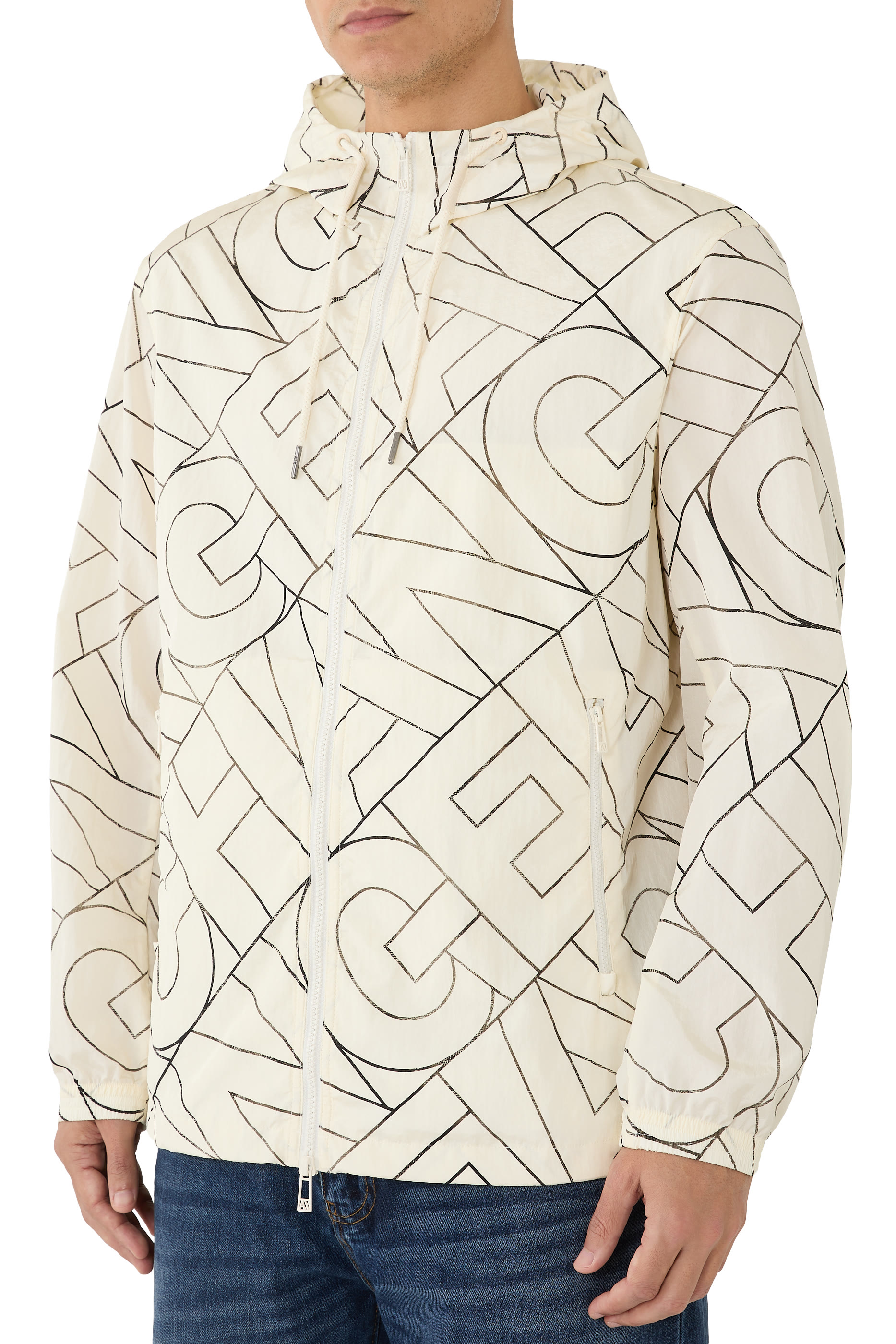 هودي مزين كليا بشعار الماركة