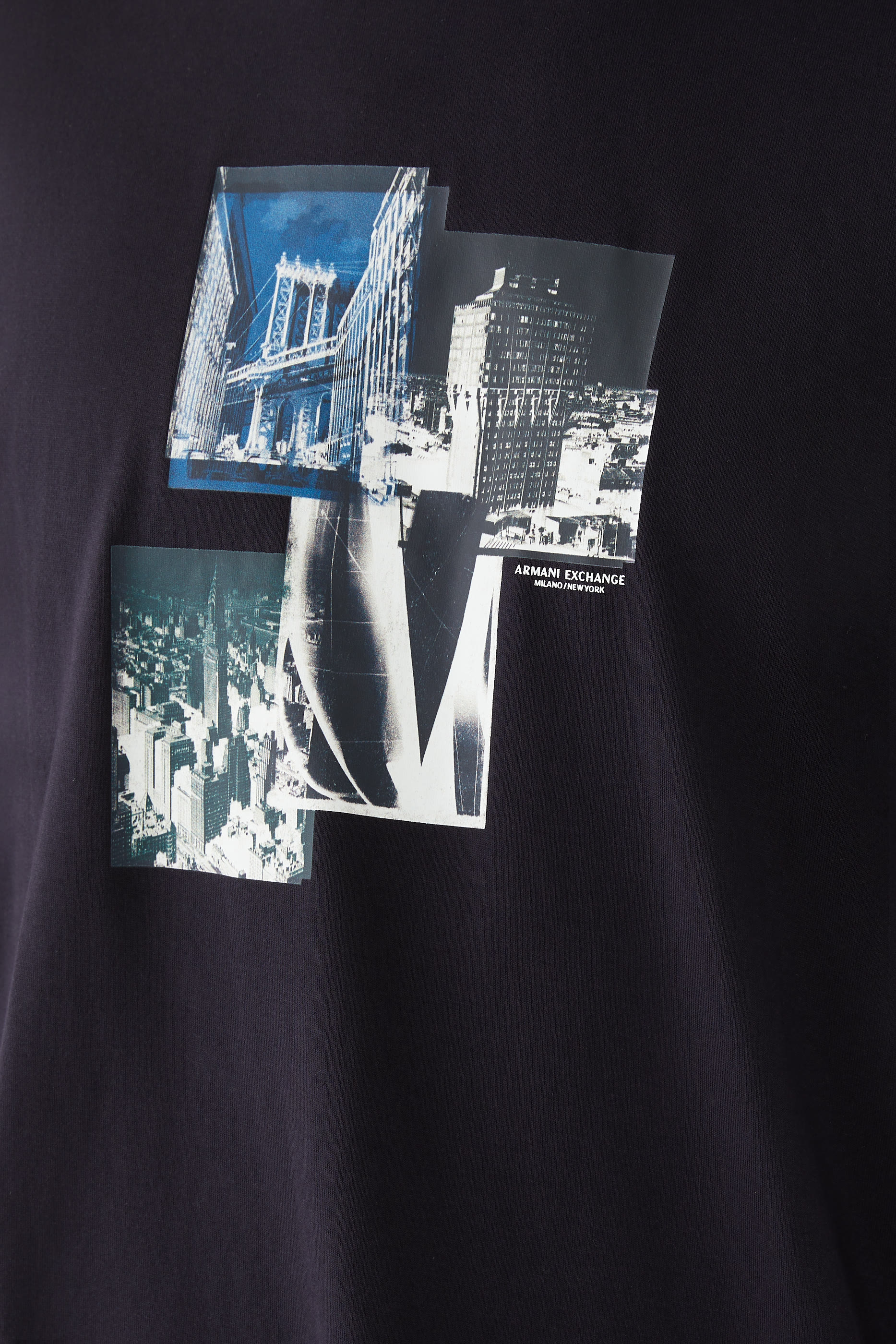 تيشيرت بقصة عادية بطبعة صورة