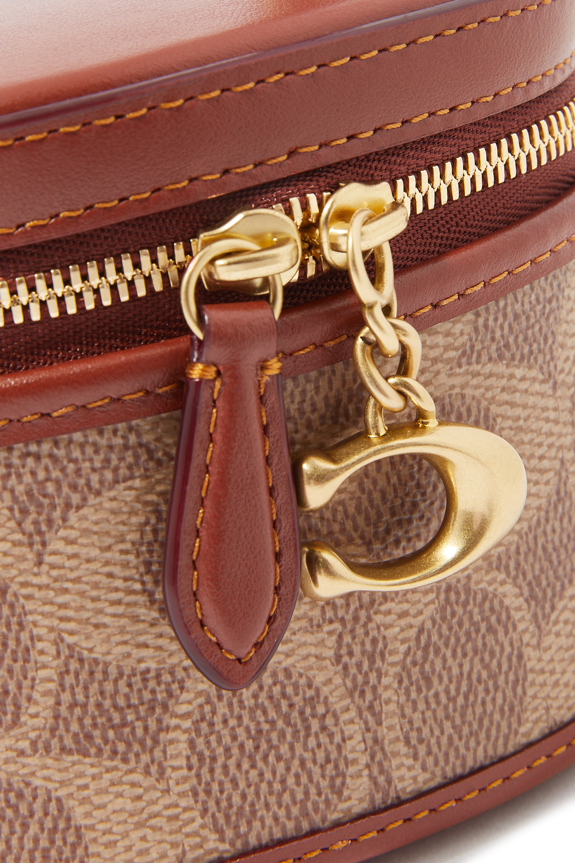 حقيبة كروس بودي ترايل 12