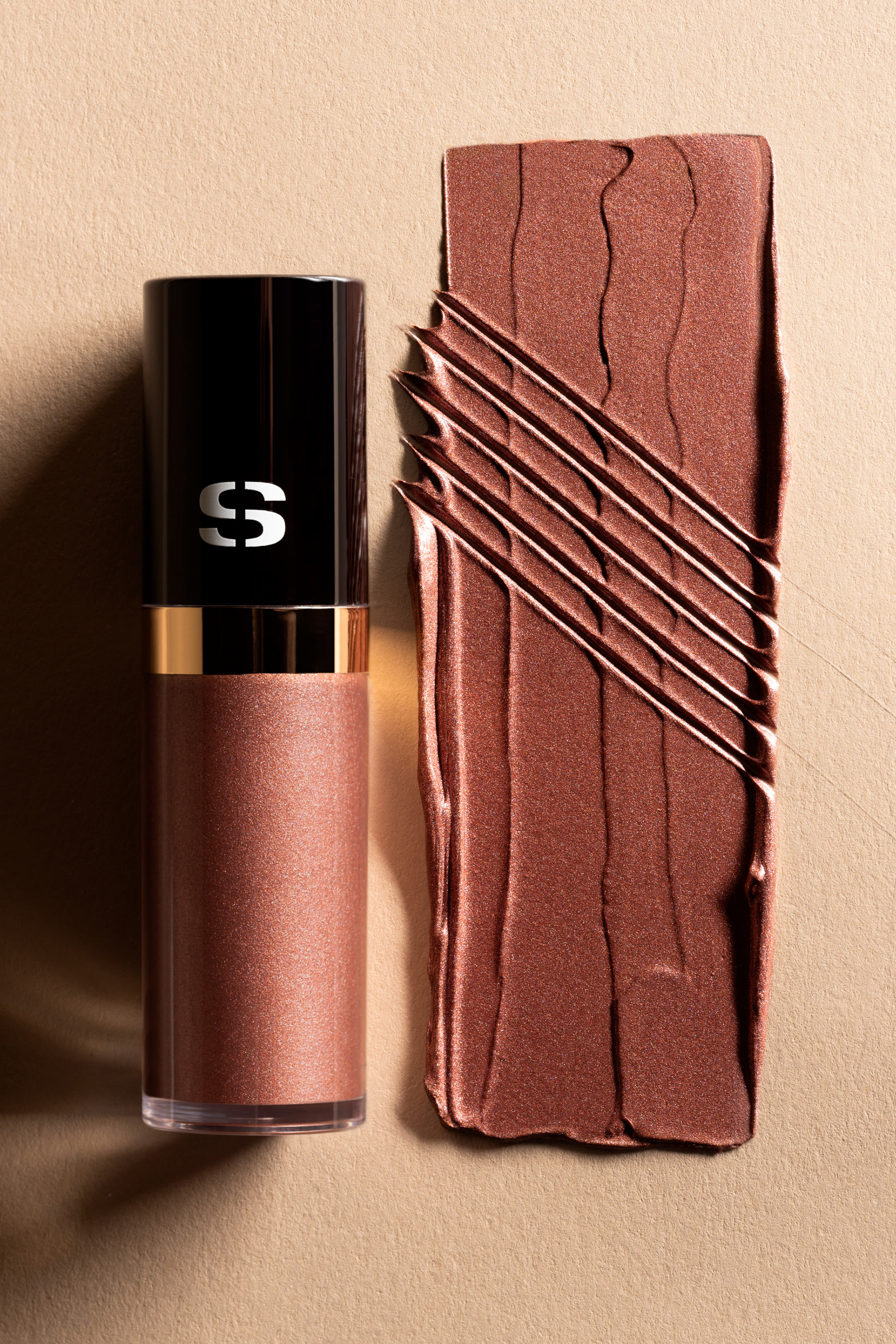 ظل عيون سائل اومبري ايكلا