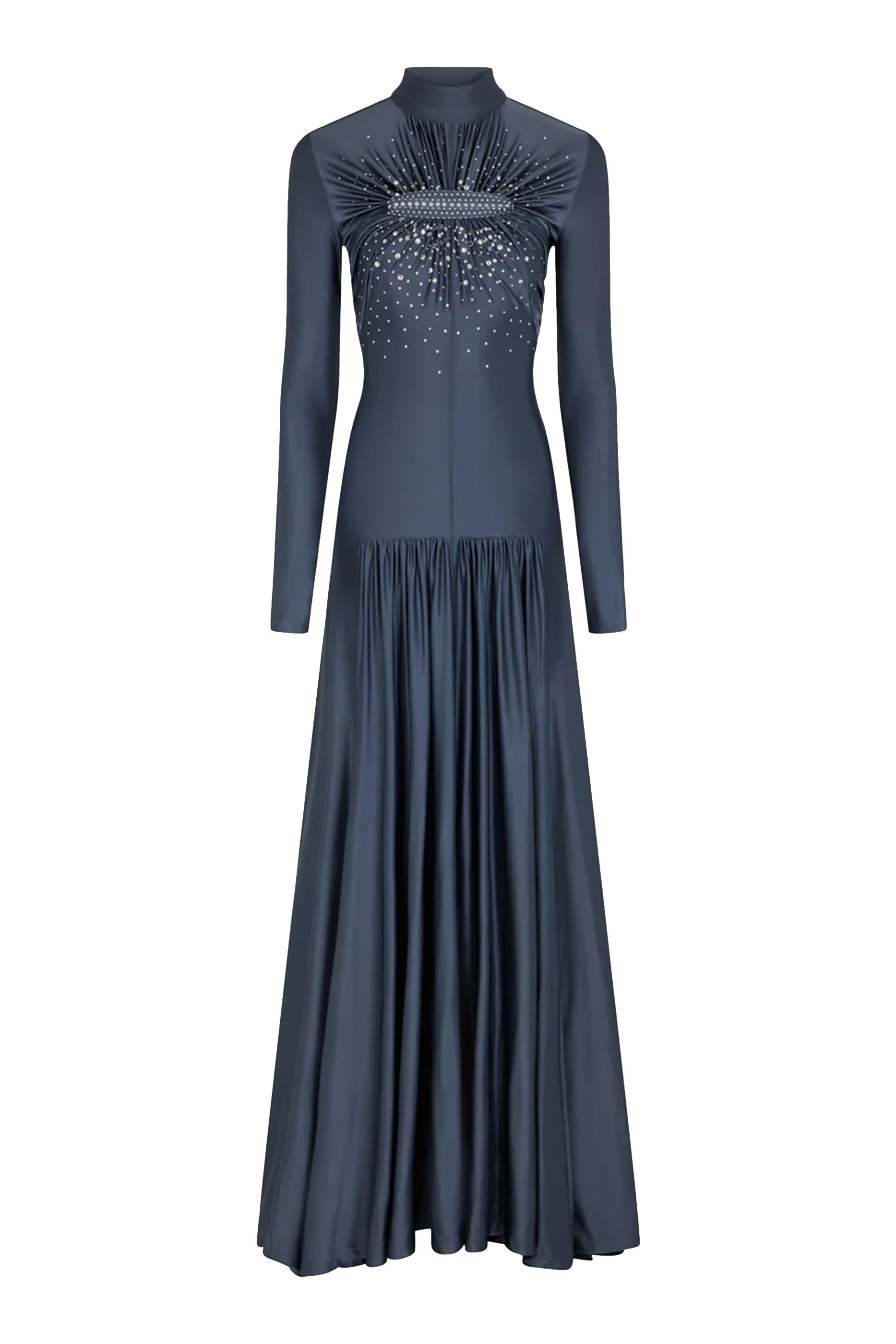 فستان طويل مطرز