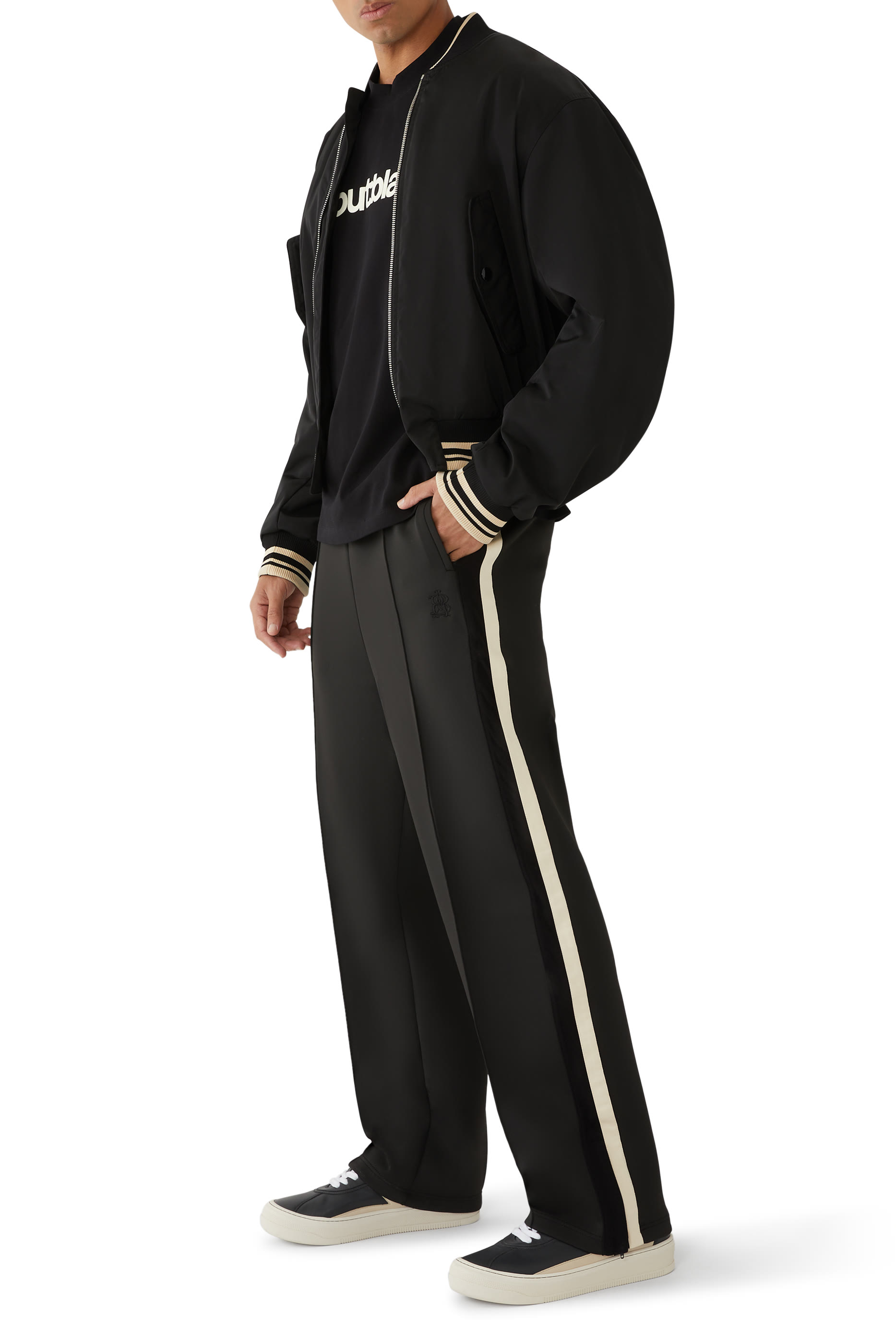 بنطال رياضي بنقشة حروف شعار الماركة