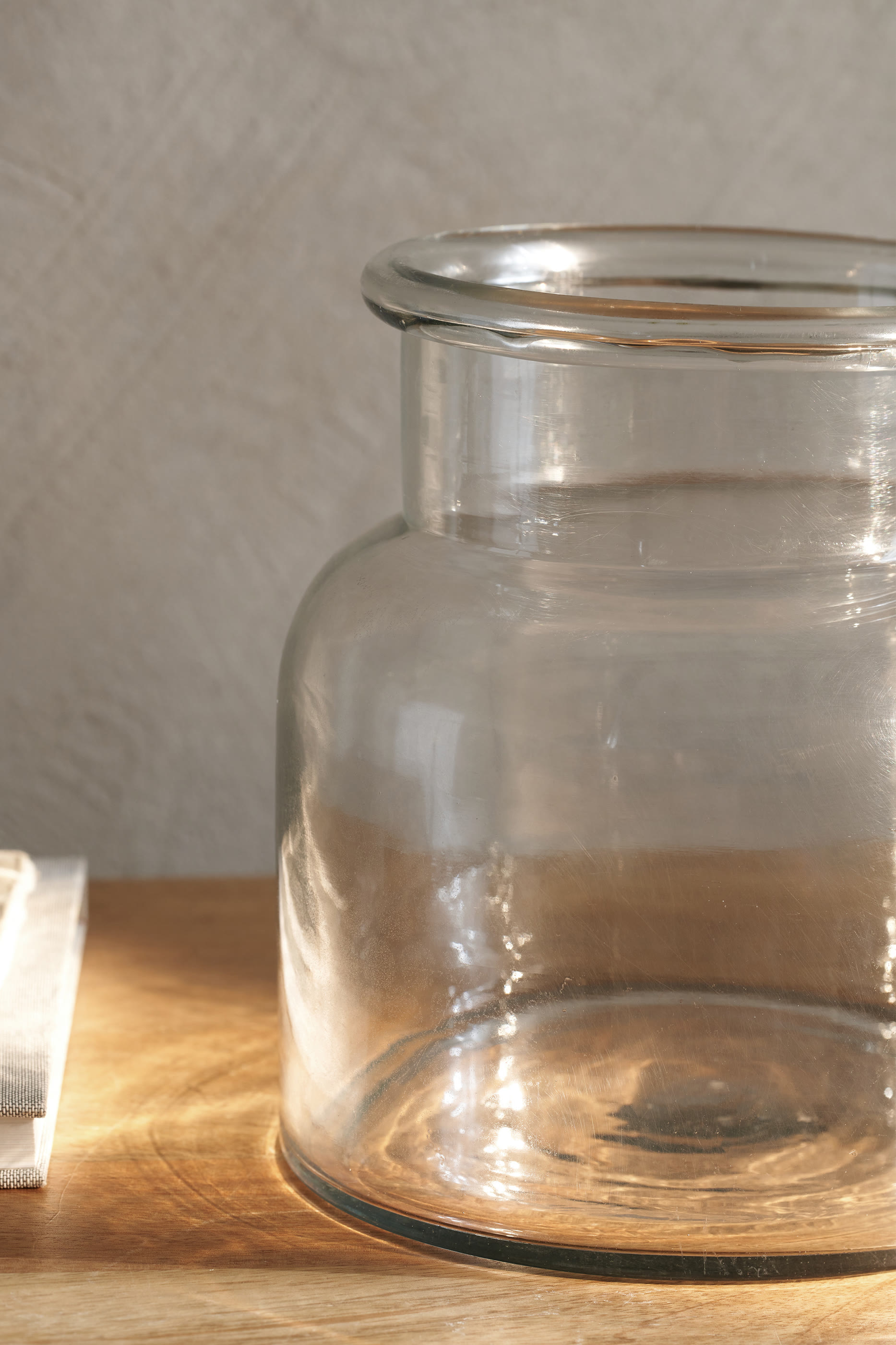 مزهرية فولي هوريكان