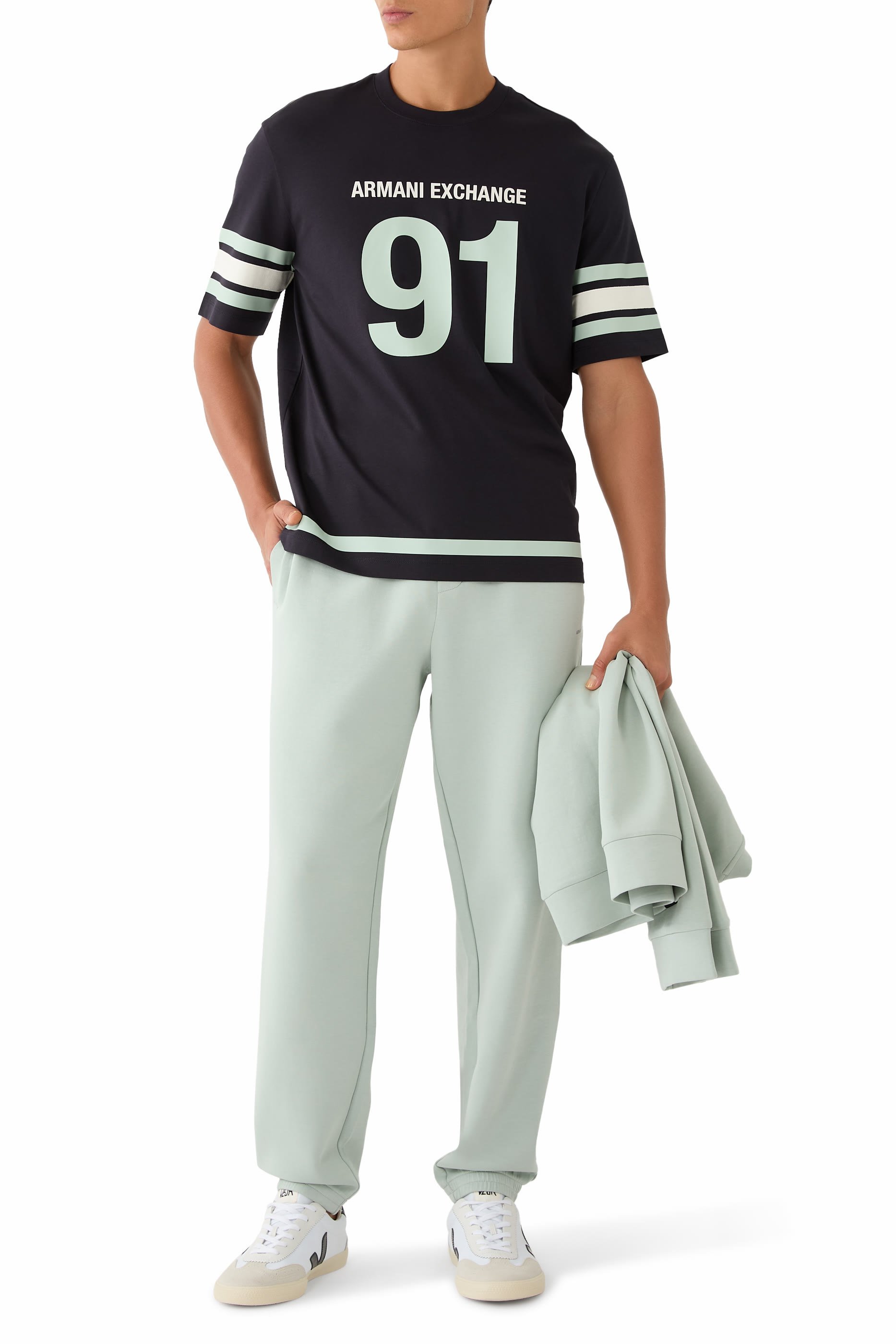 تيشيرت مارينا 91 بأكمام قصيرة وشعار الماركة