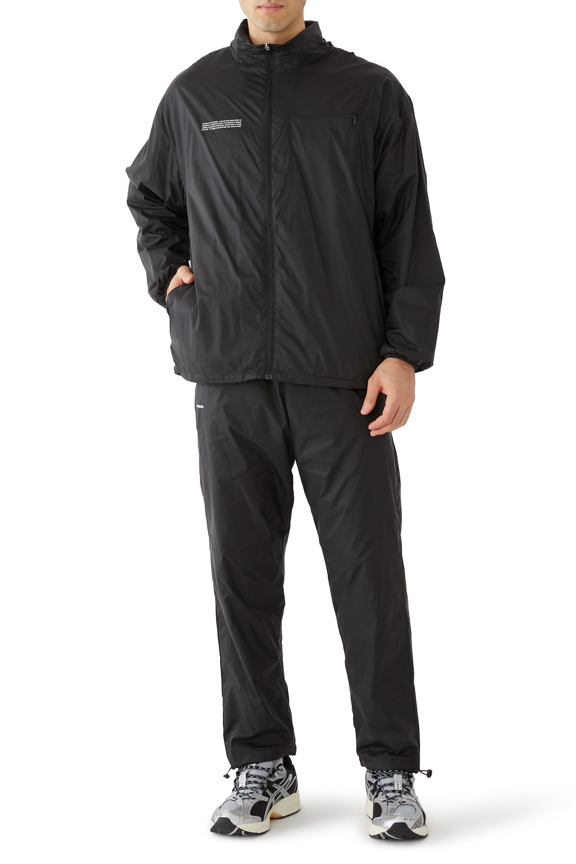 جاكيت دي أن أي نايلون معاد تدويره قابل للتعبئة