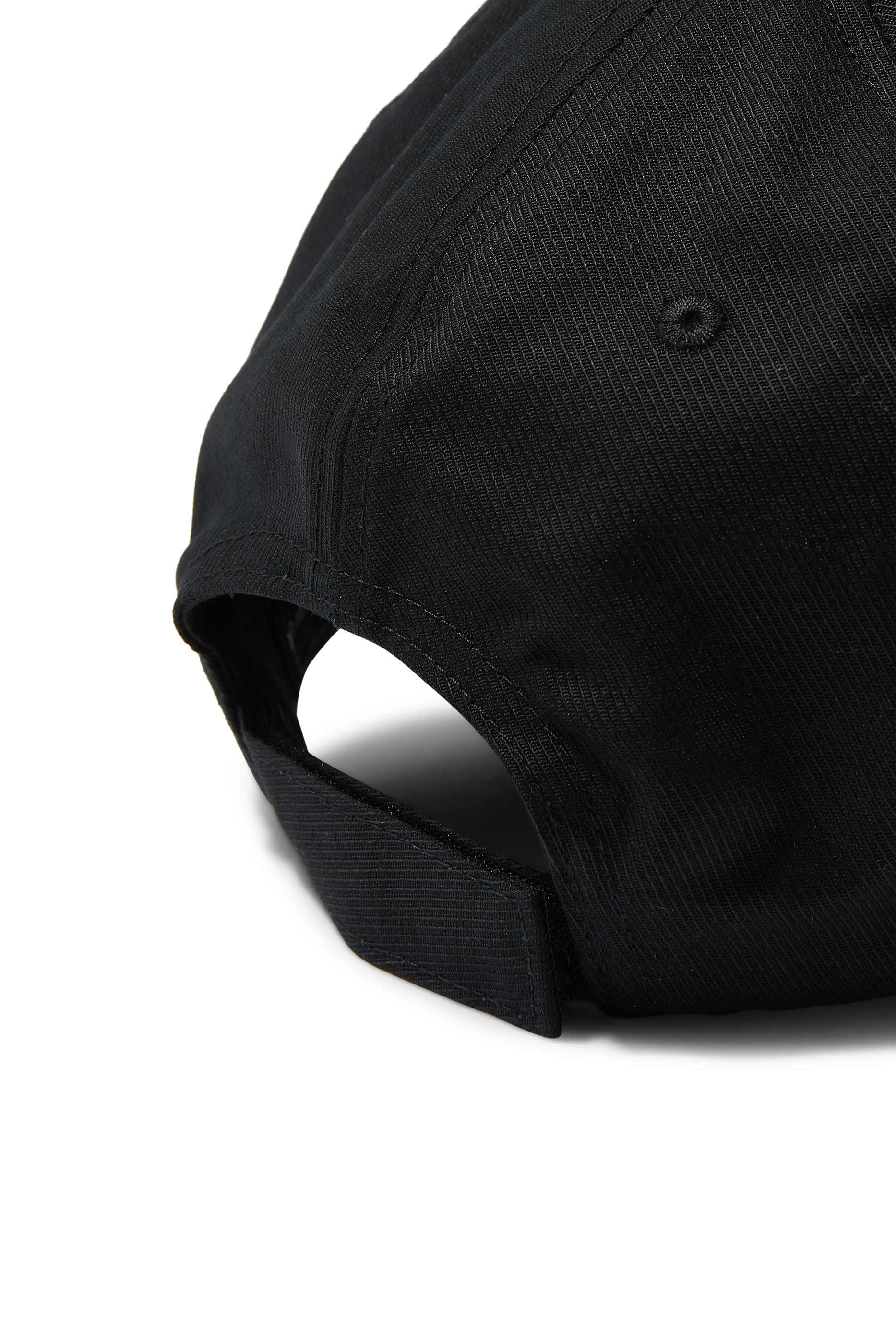 قبعة بيسبول بشعار الماركة