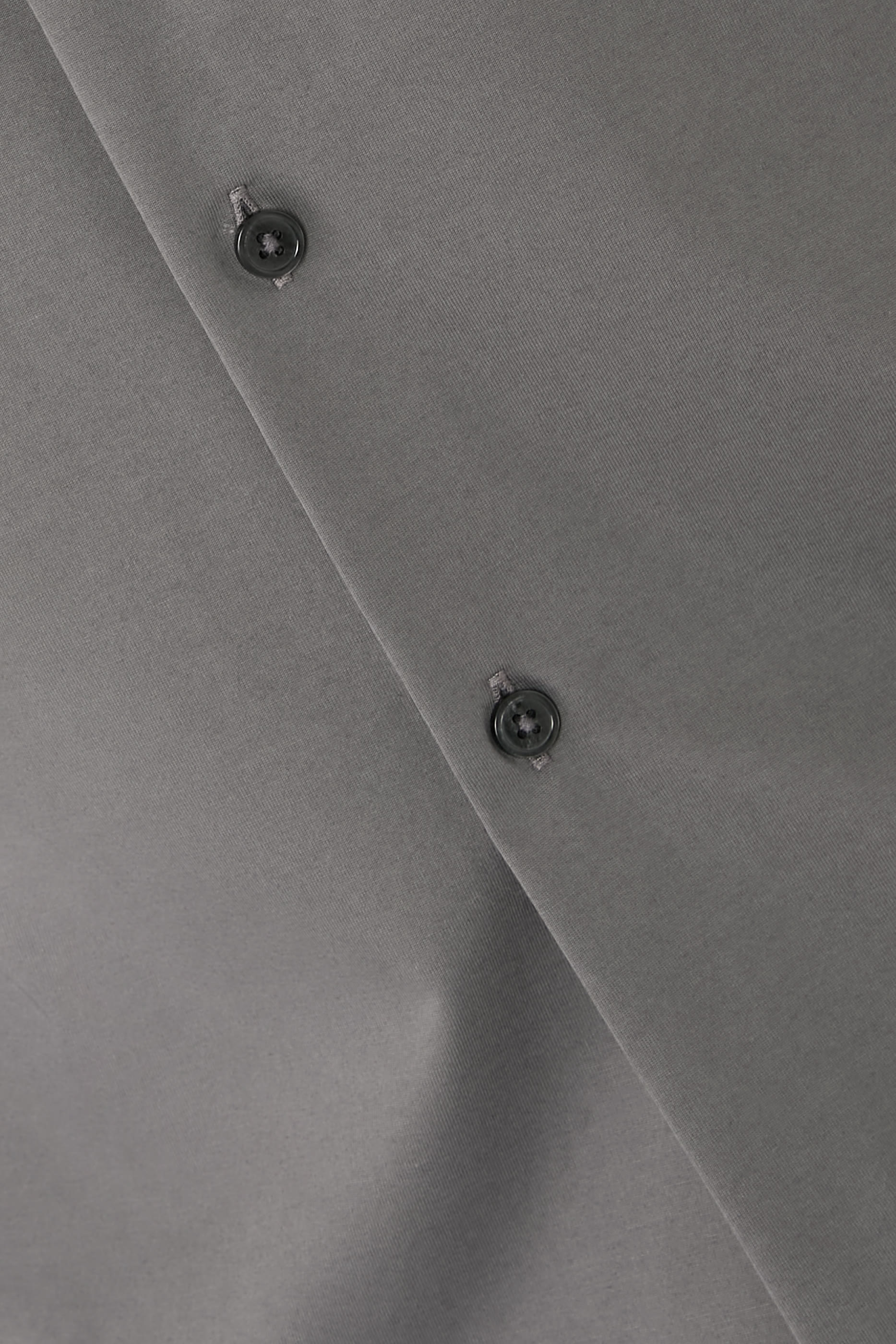 قميص إيرفينج بأكمام قصيرة