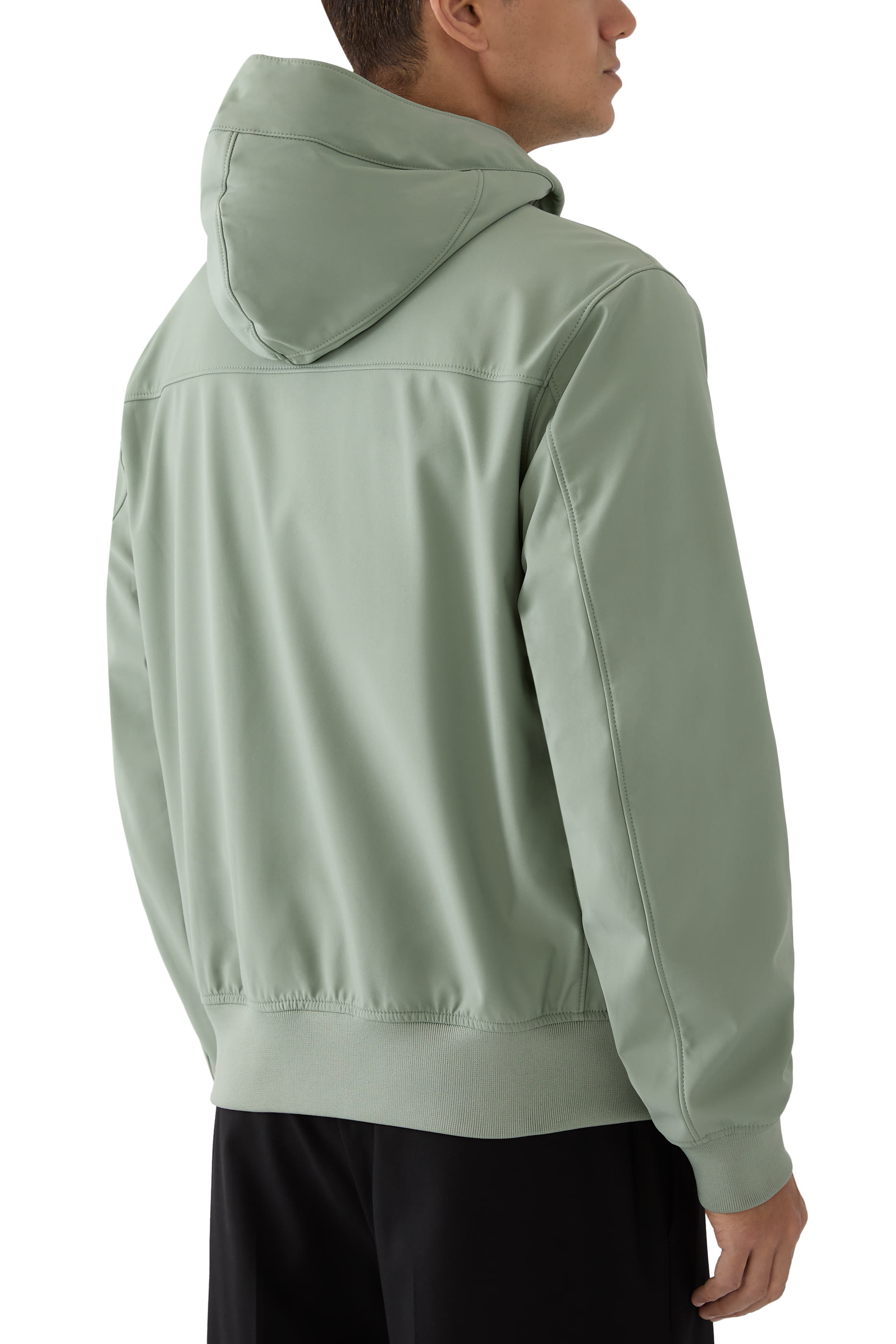 جاكيت شيل قماش خفيف الوزن