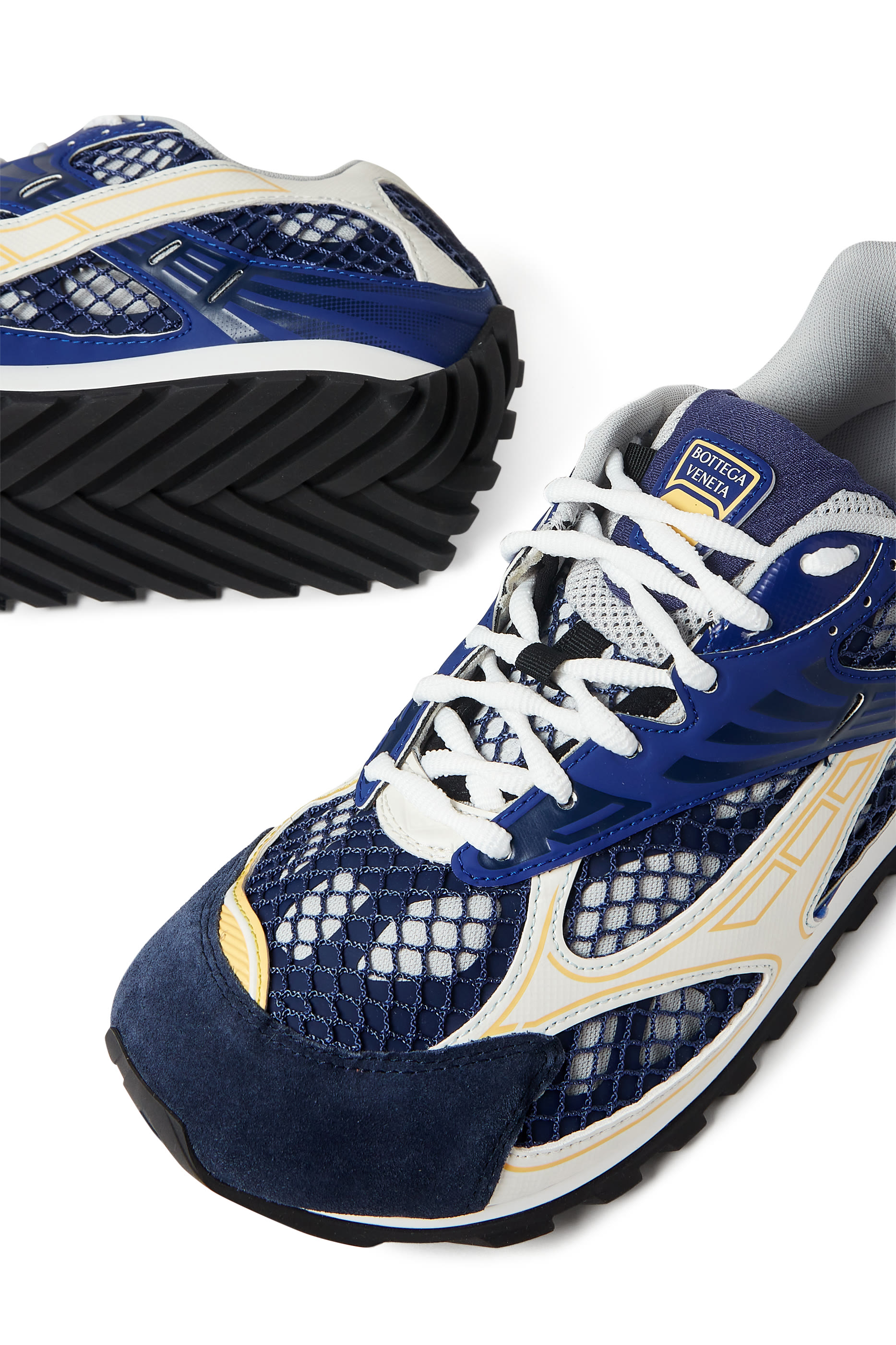 سنيكرز أوربيت