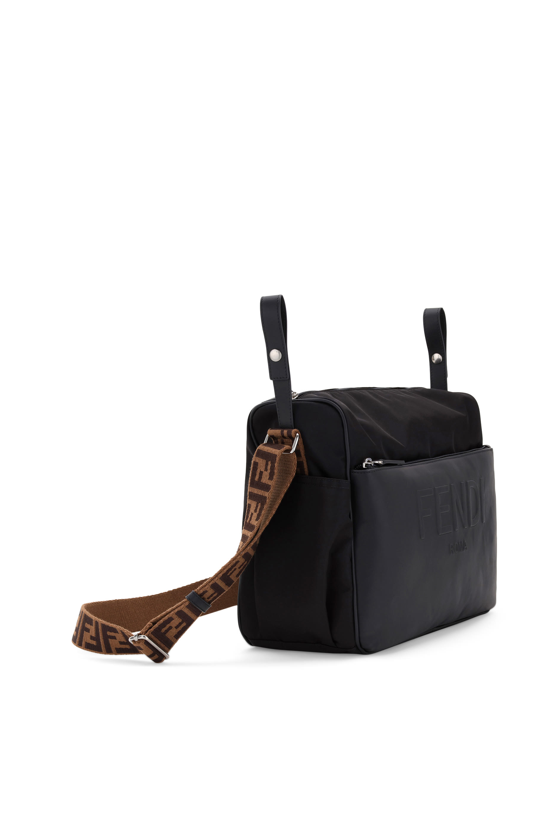 حقيبة تغيير الحفاضات بشعار الماركة