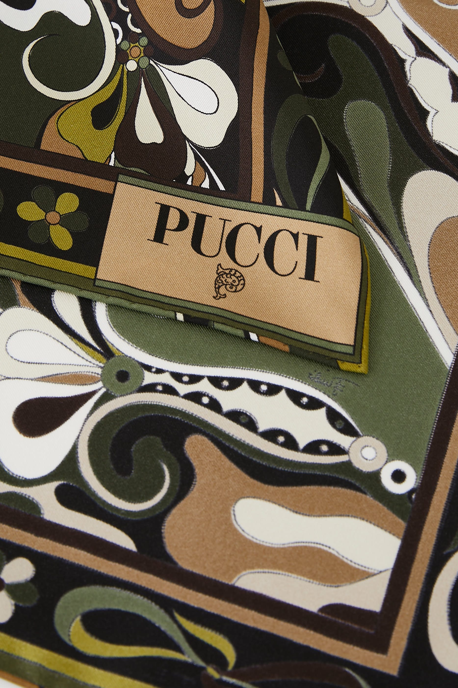 فولار حرير تويل