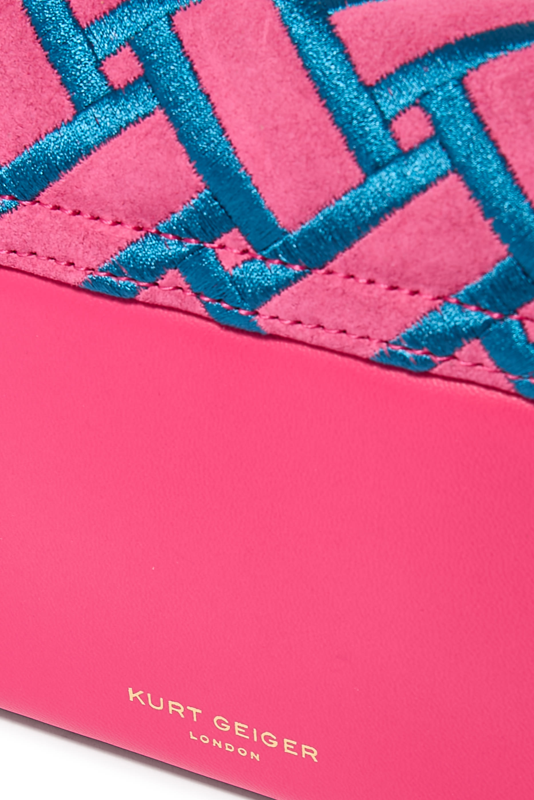 حقيبة كتف كنسنغتون صغيرة شمواه