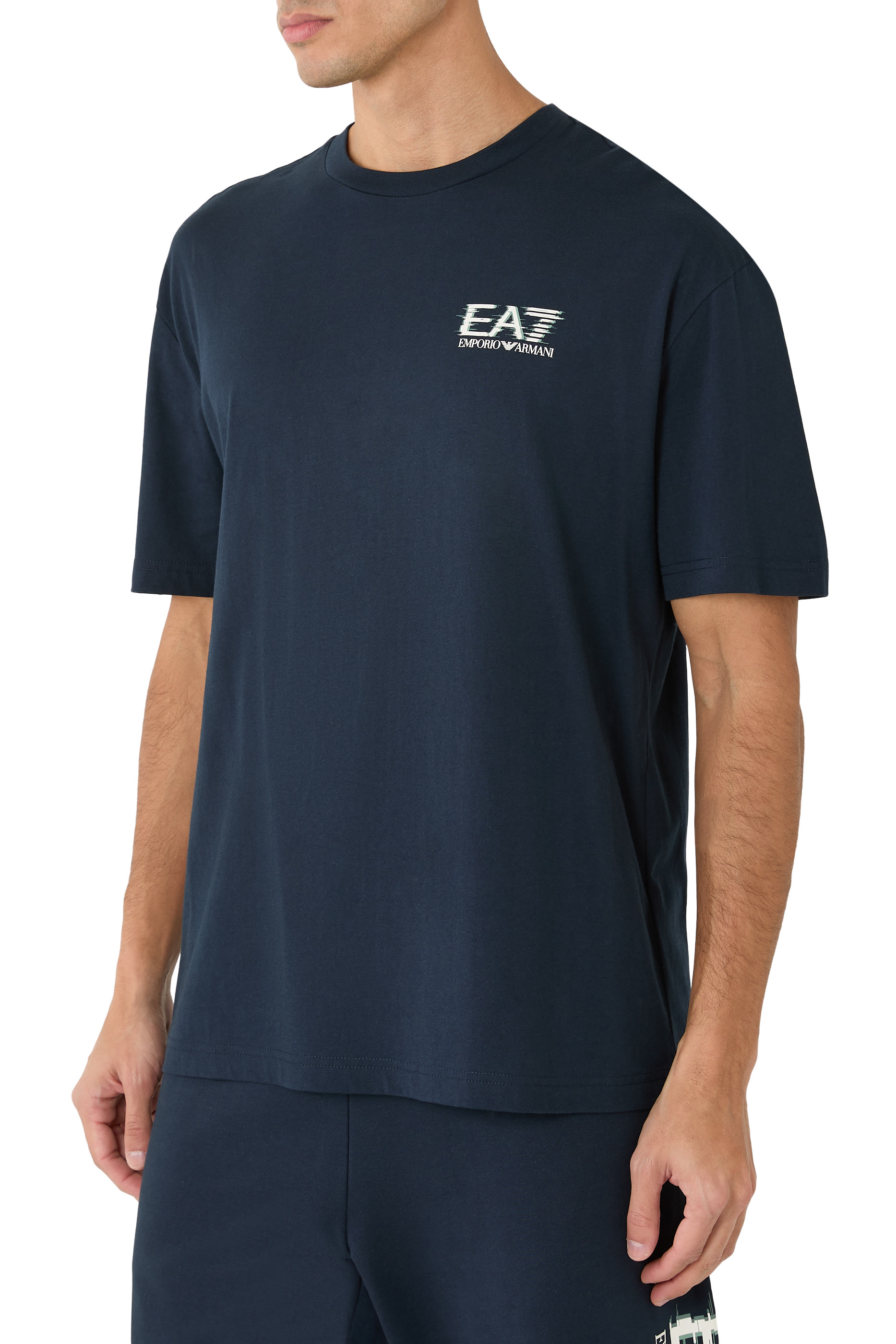 تيشيرت بقصة عادية