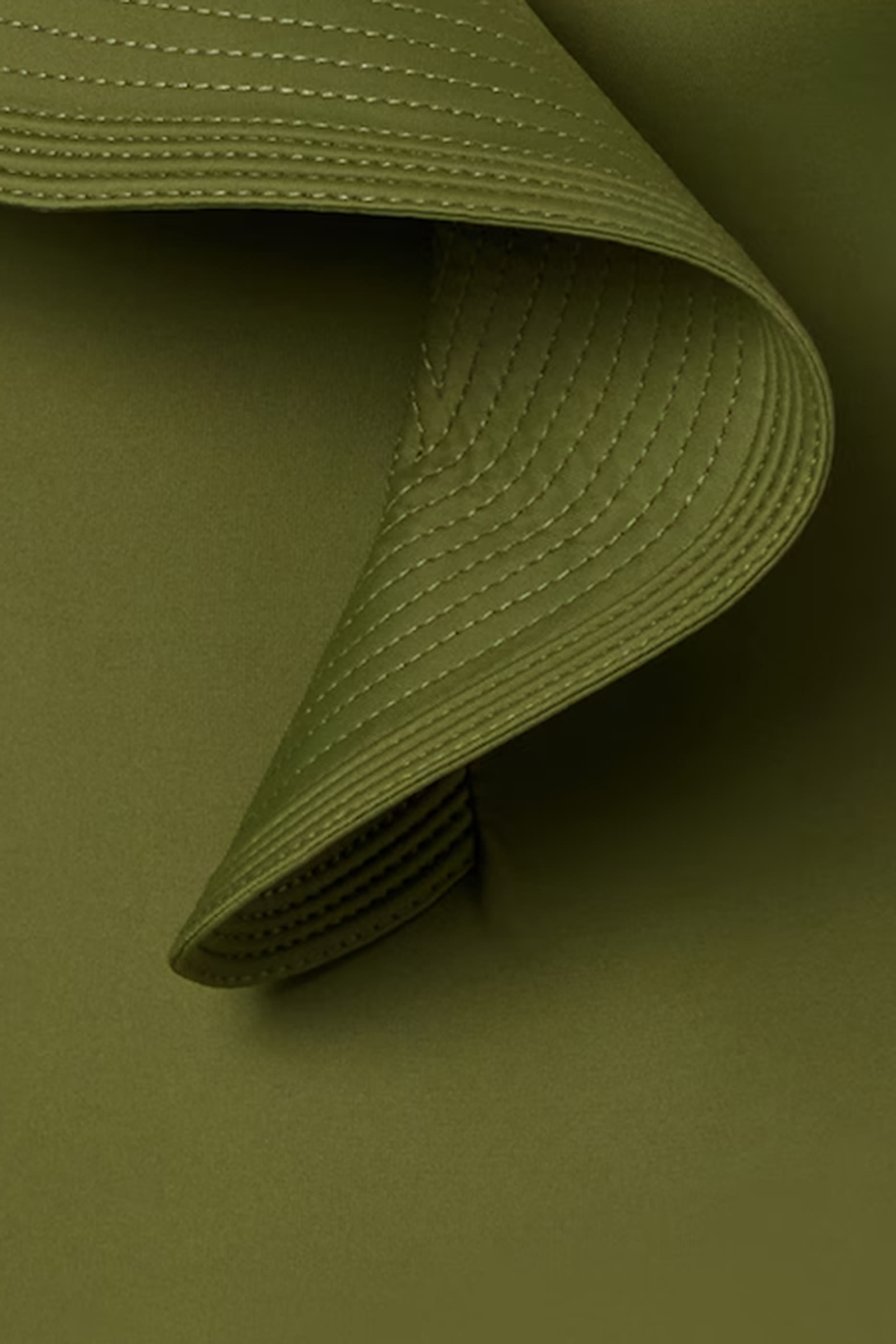 بدلة سباحة بوليرو بتصميم قطعة واحدة