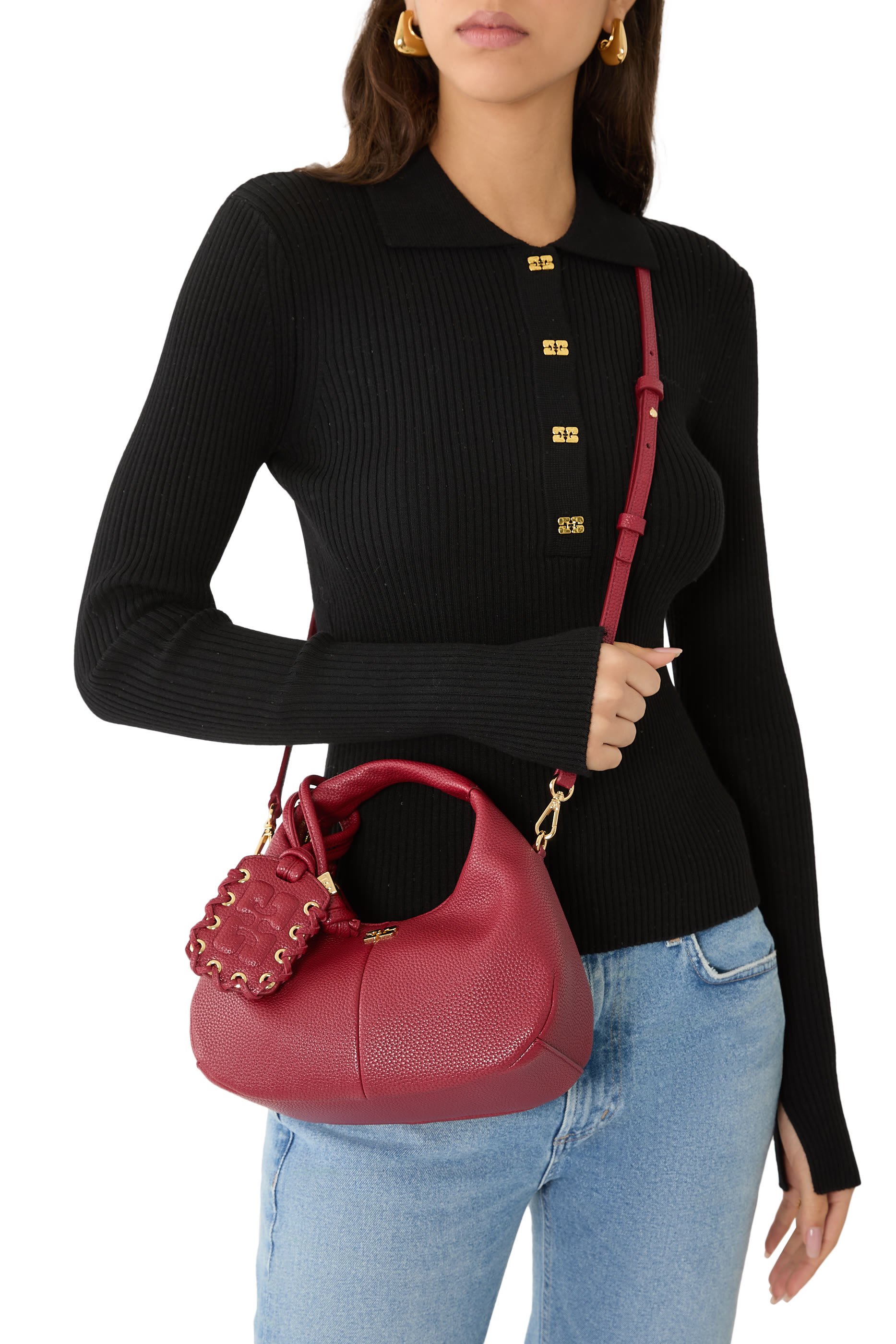 حقيبة هوبو صغيرة بارزة الملمس