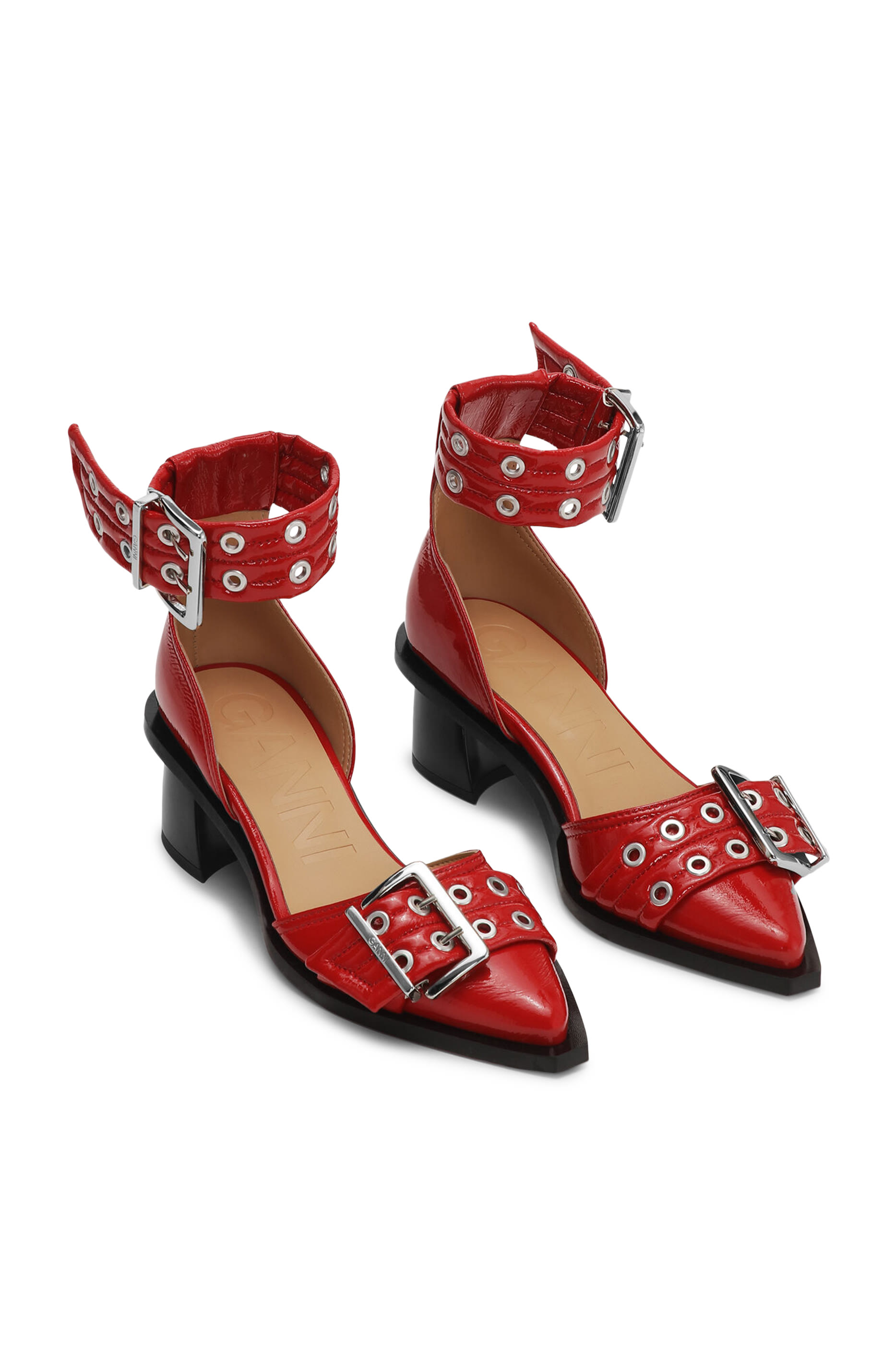 حذاء كلاسيك فيمينين بإبزيم بحلقات مفرغة