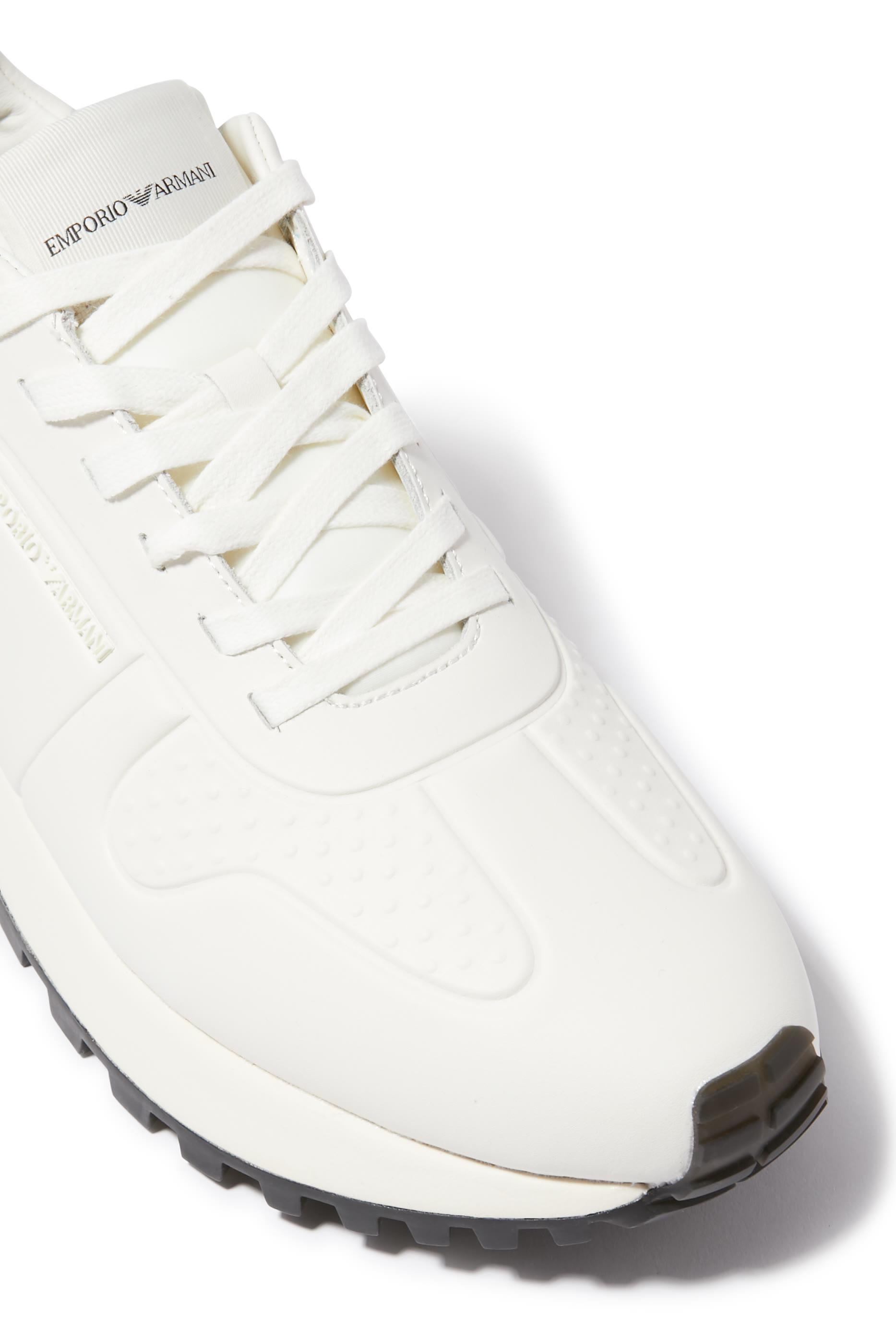 سنيكرز بشعار الماركة