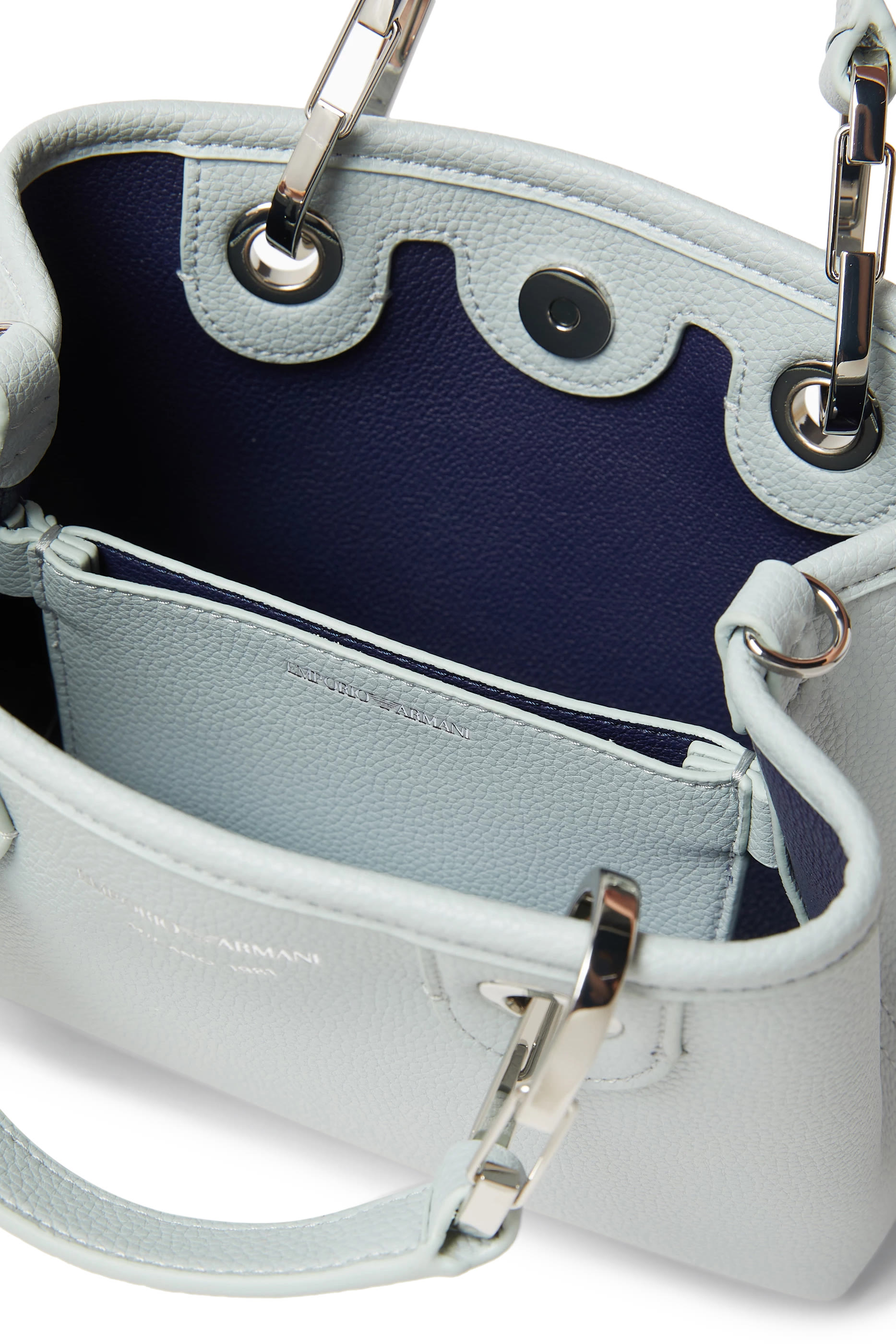 حقيبة يد صغيرة بنقشة شعار الماركة