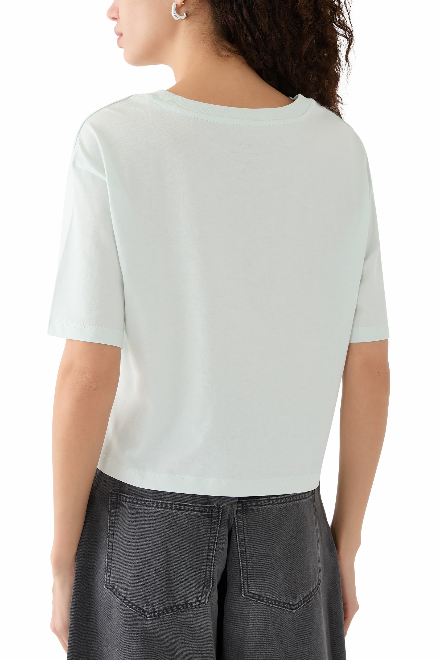 تيشيرت بشعار الماركة