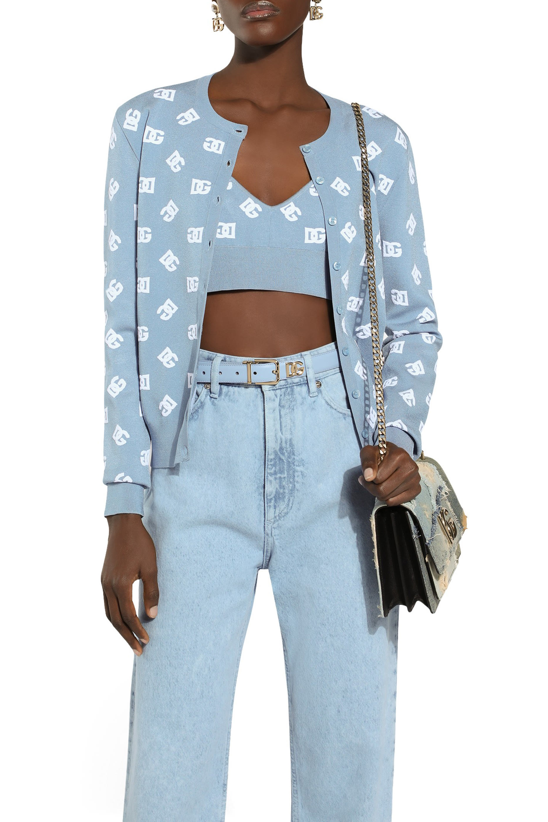 حزام بإبزيم بحرفي شعار الماركة