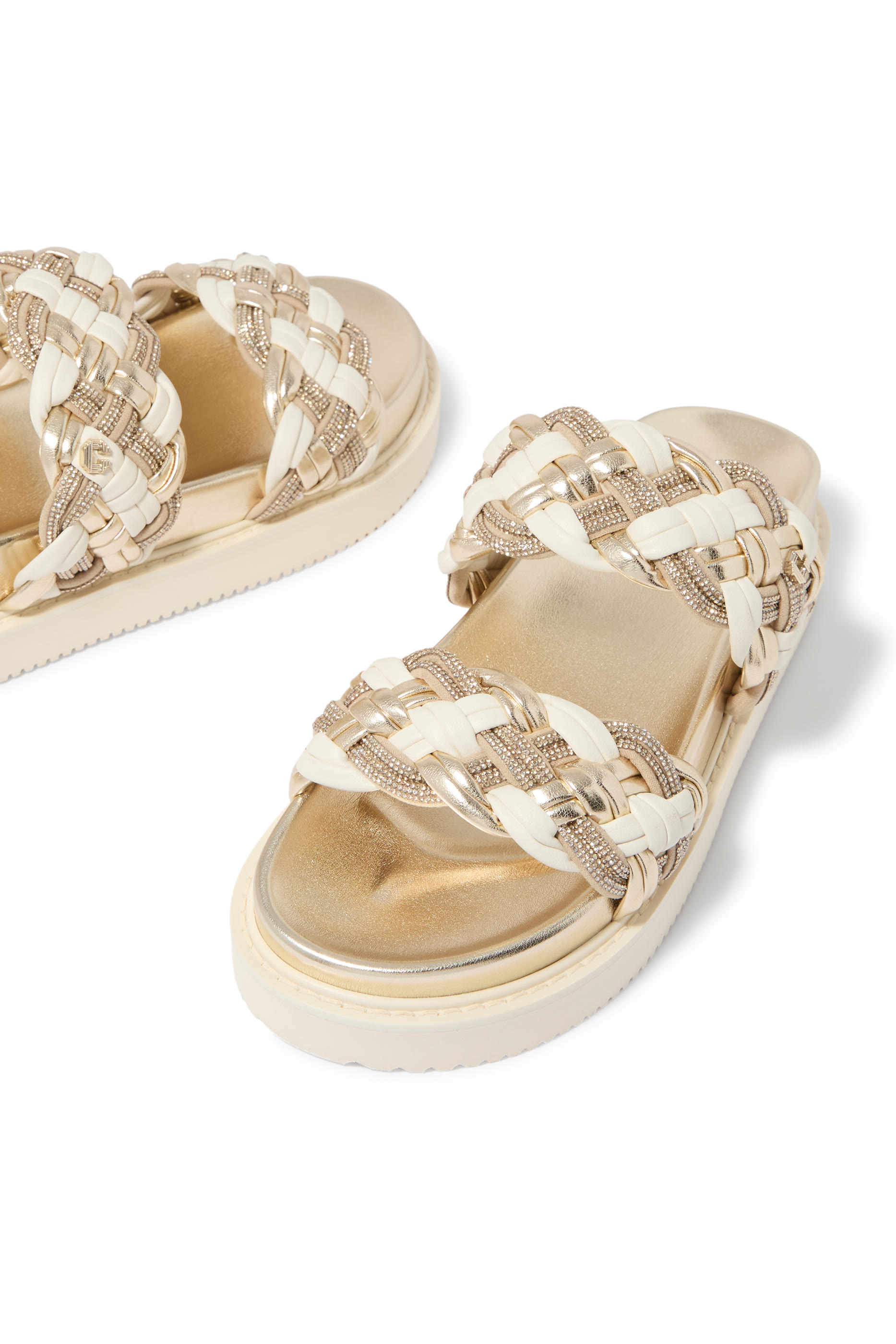 صندل كارفيلا مايلا بنعل سميك