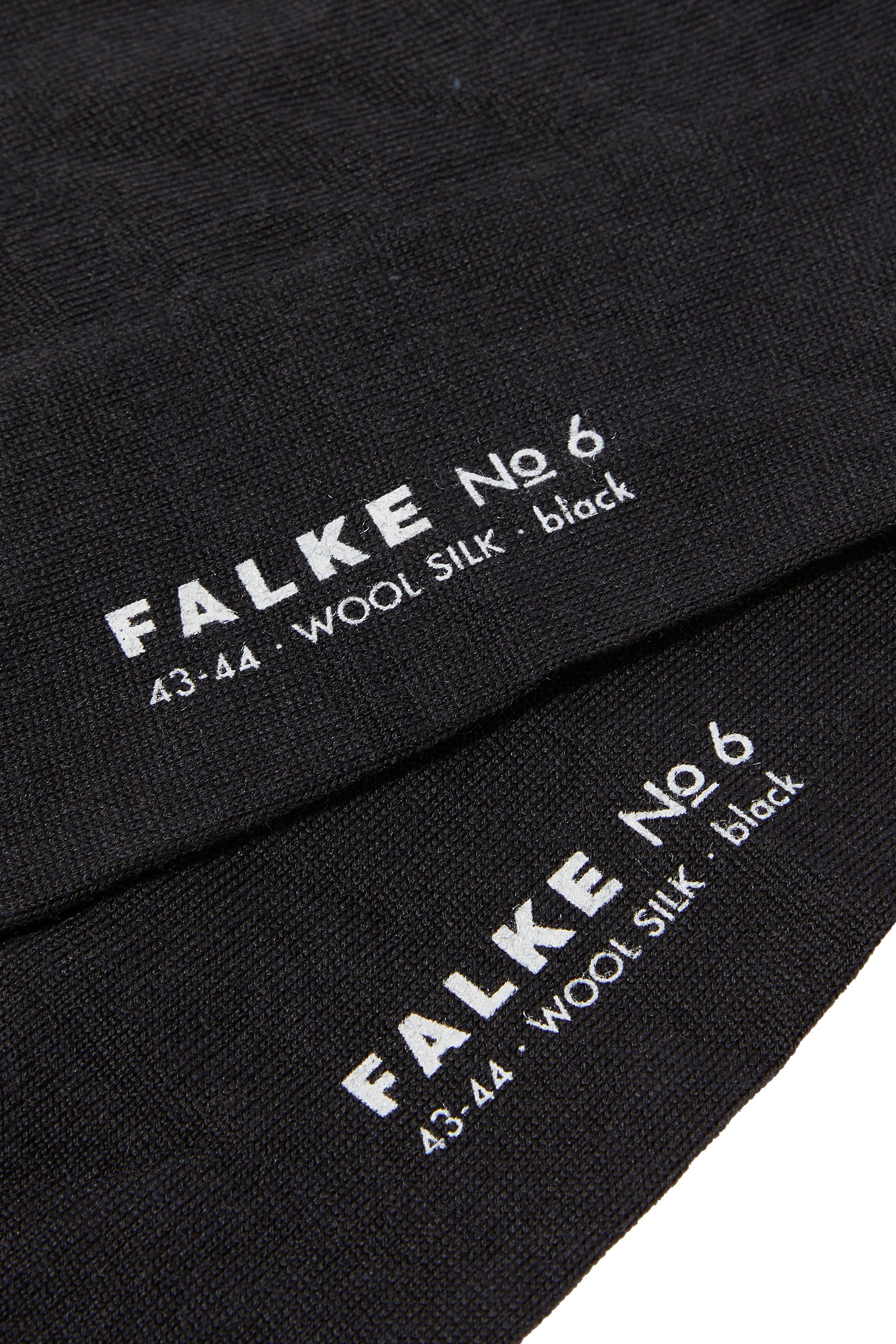 جوارب صوف وحرير