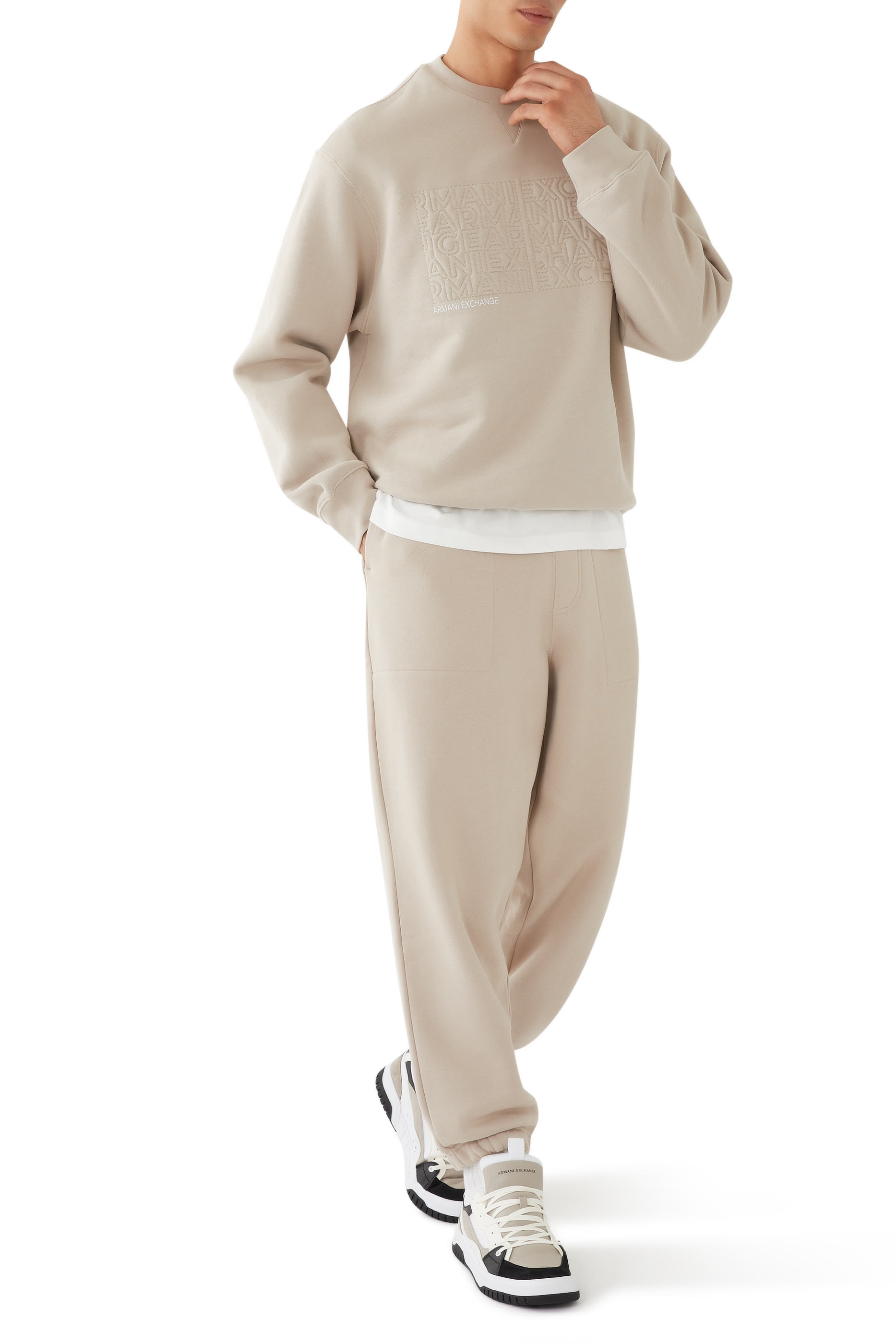 سويت شيرت إيربن إكسبيديشن بشعار الماركة قطن