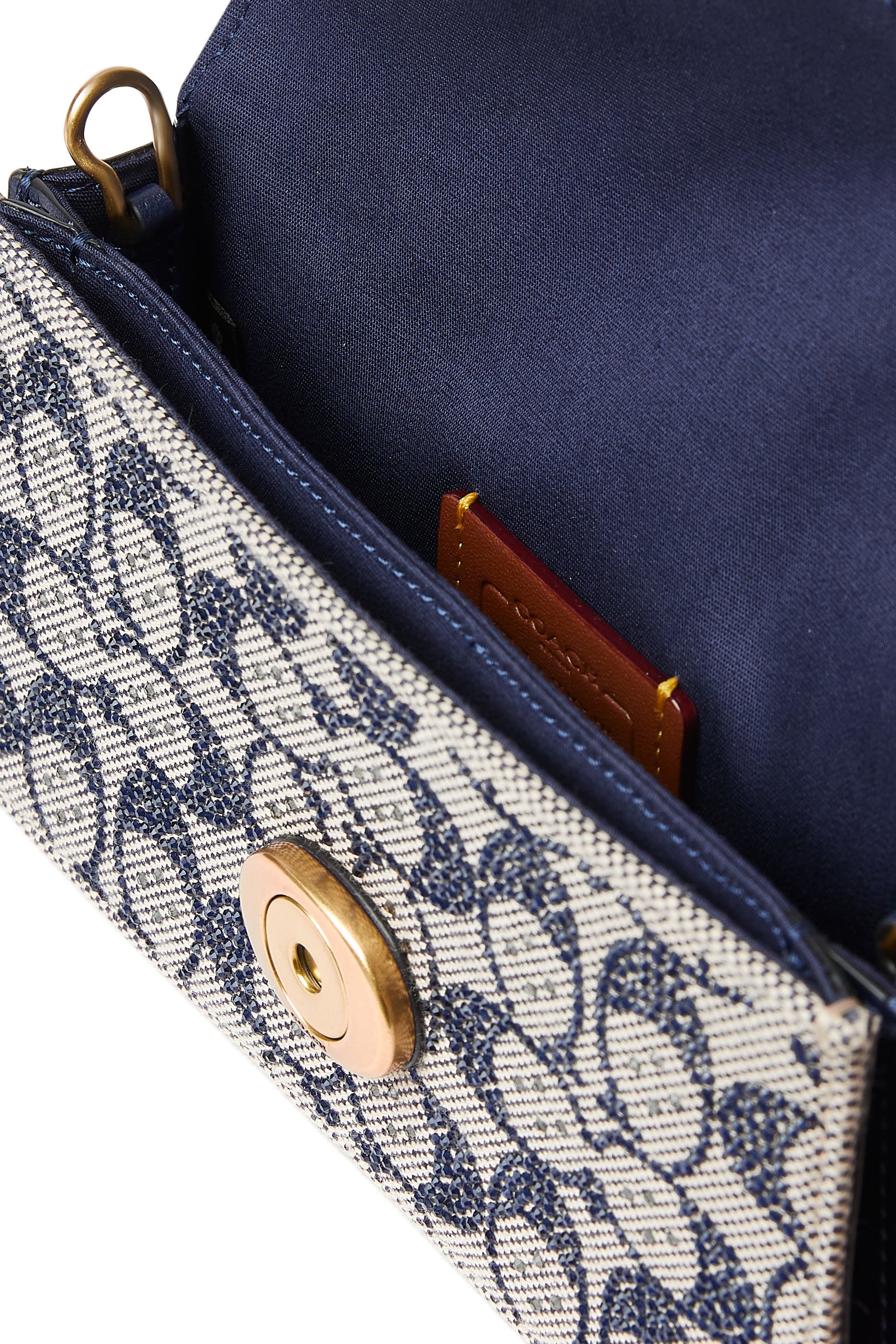 حقيبة كروس تابي 19 بحمالة سلسلة جاكار مزين بشعار الماركة