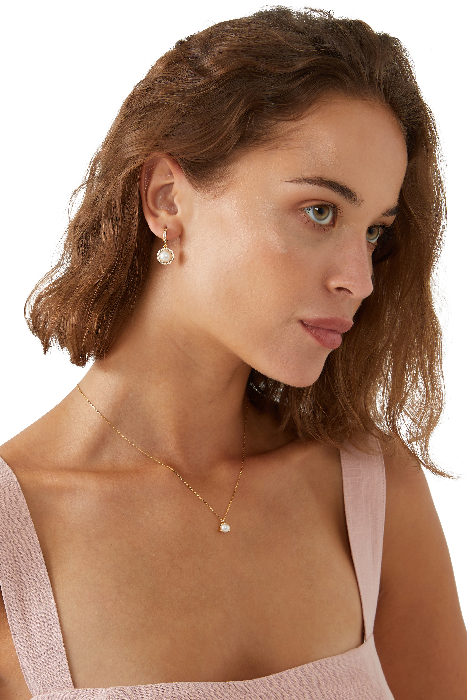 قلادة بريليانت ستيتمنت بدلاية ثلاثية الأطراف